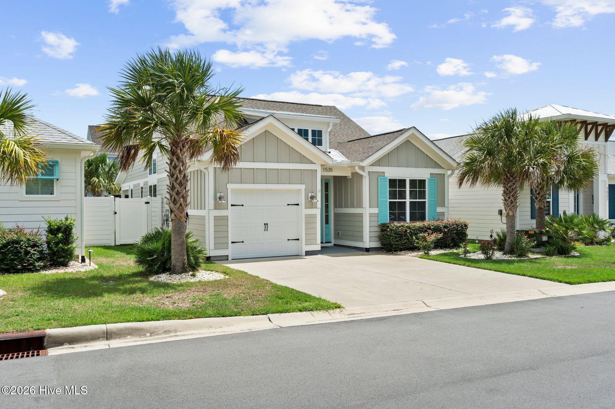 1535 Harbour Place Drive Property Photo 2