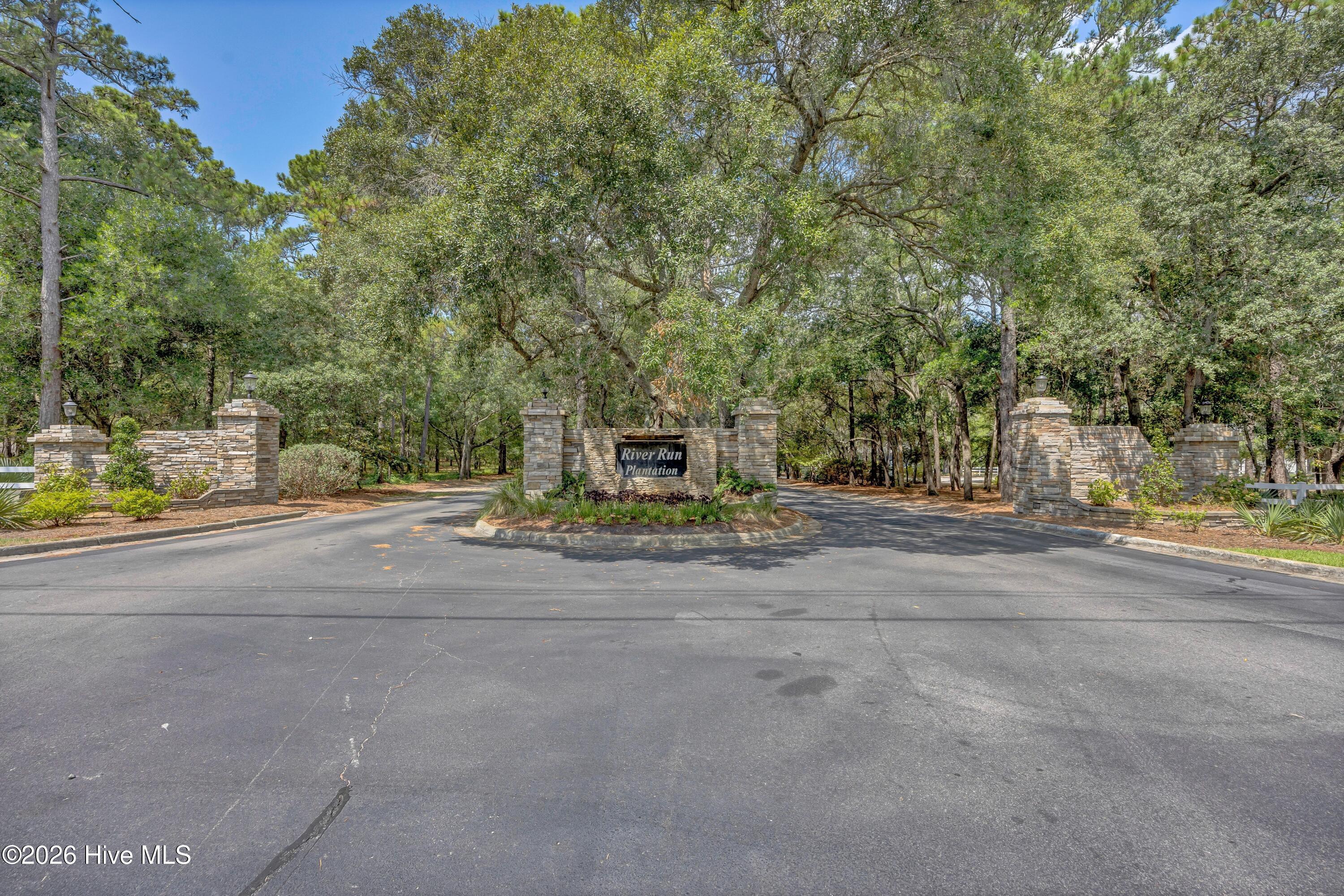 827 Folly Drive Se Property Photo 2