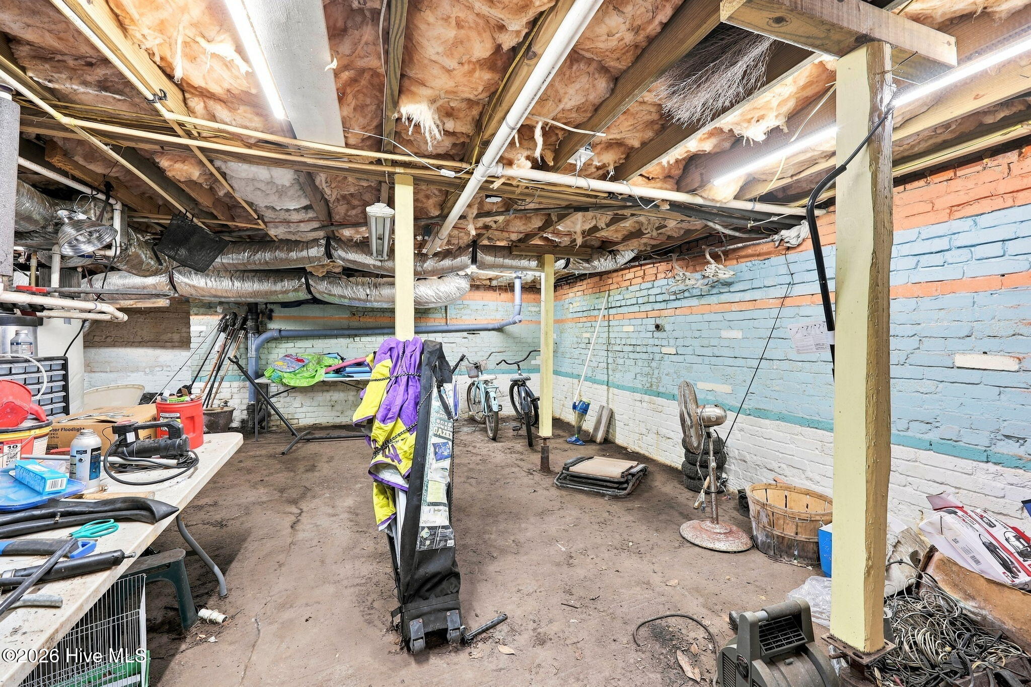 604 W 2nd Street Property Photo 54