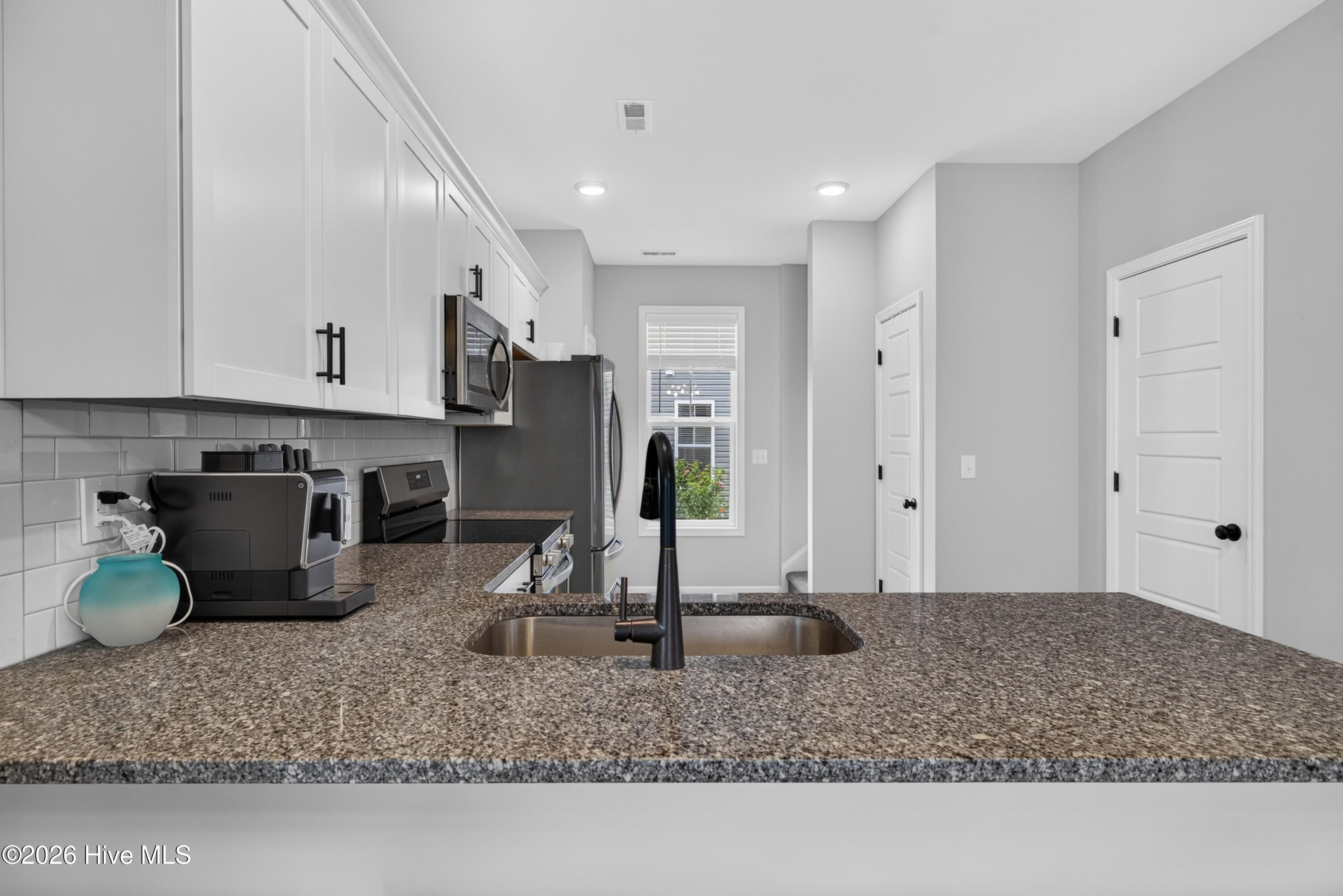 3984 Aquarius Way Property Photo 11