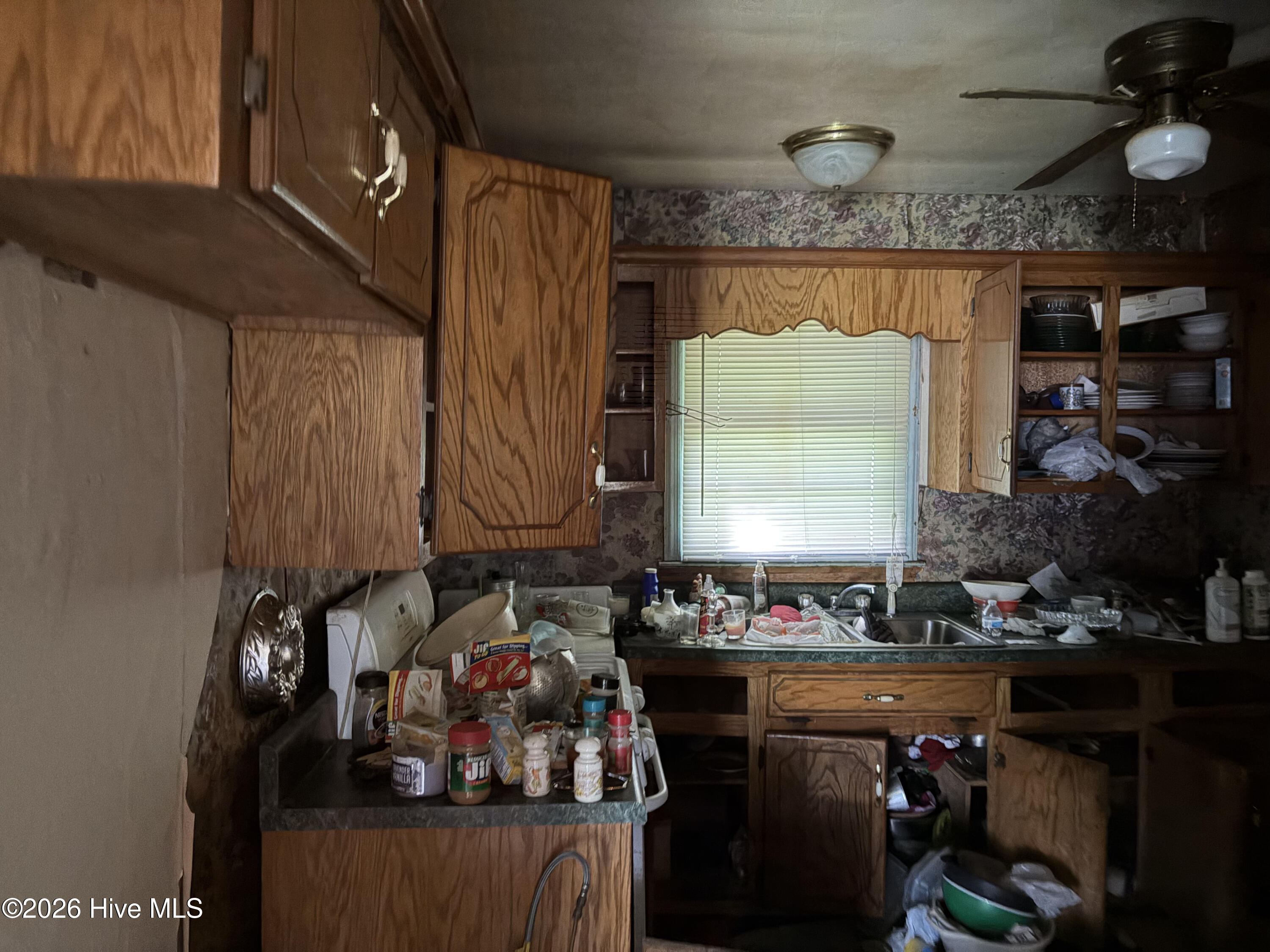 1300 Bruce Street Property Photo 7
