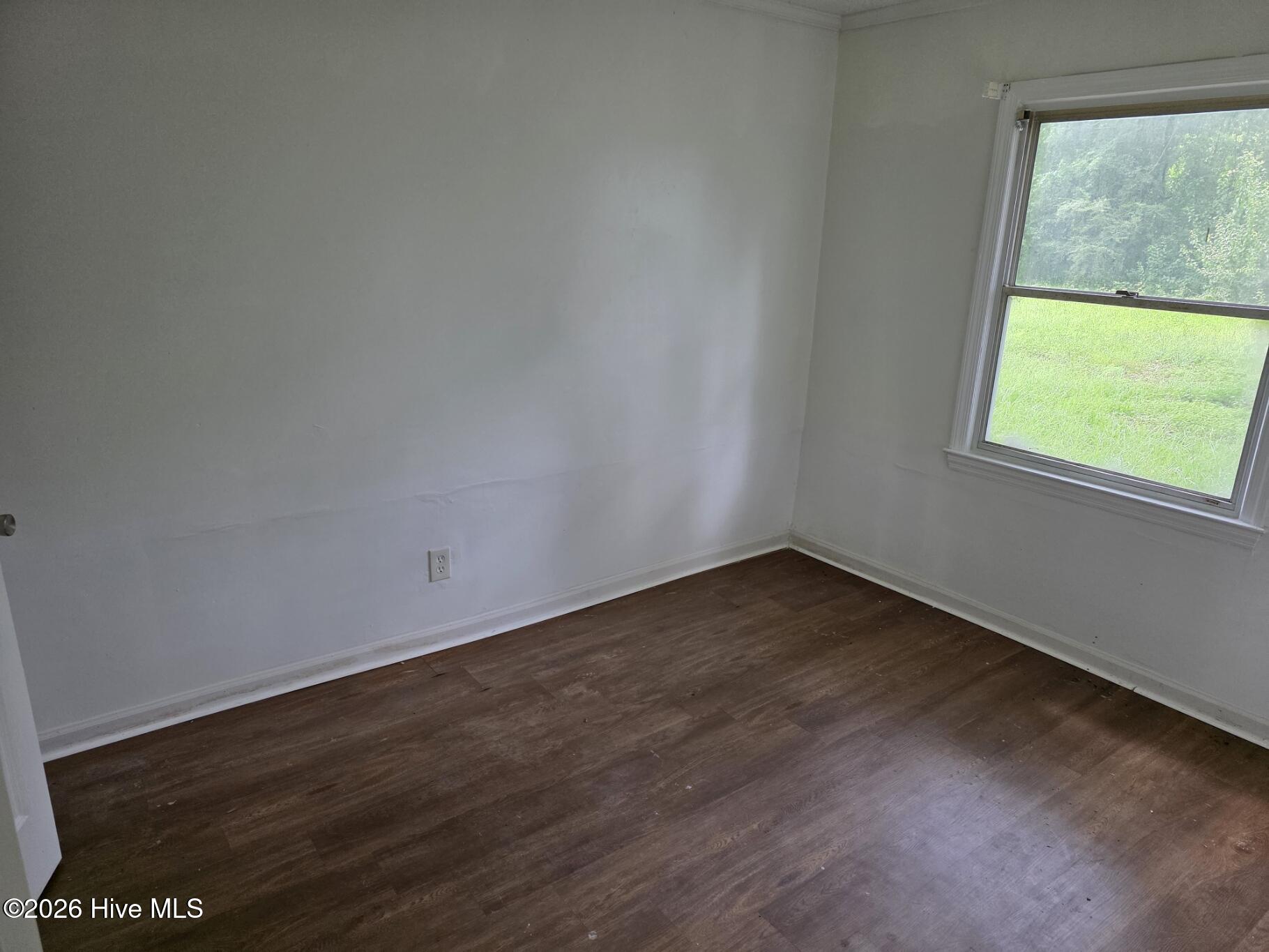 2518 Argonne Drive Property Photo 4