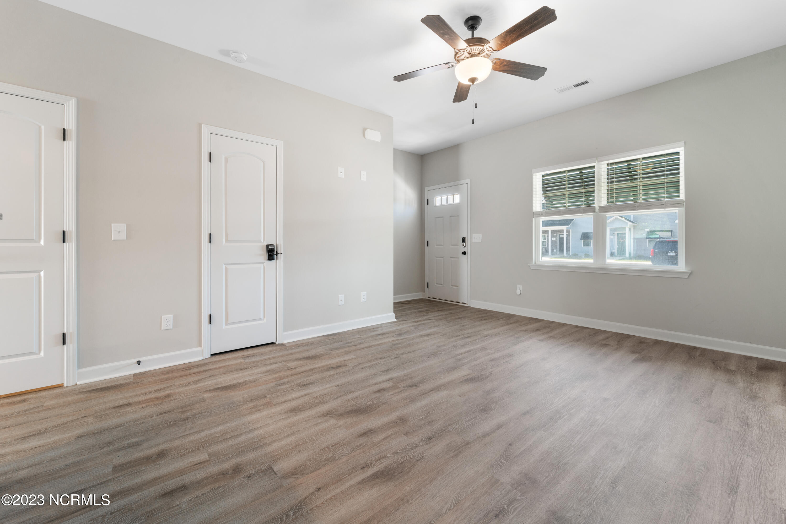 18 Catalina Circle Property Photo 7