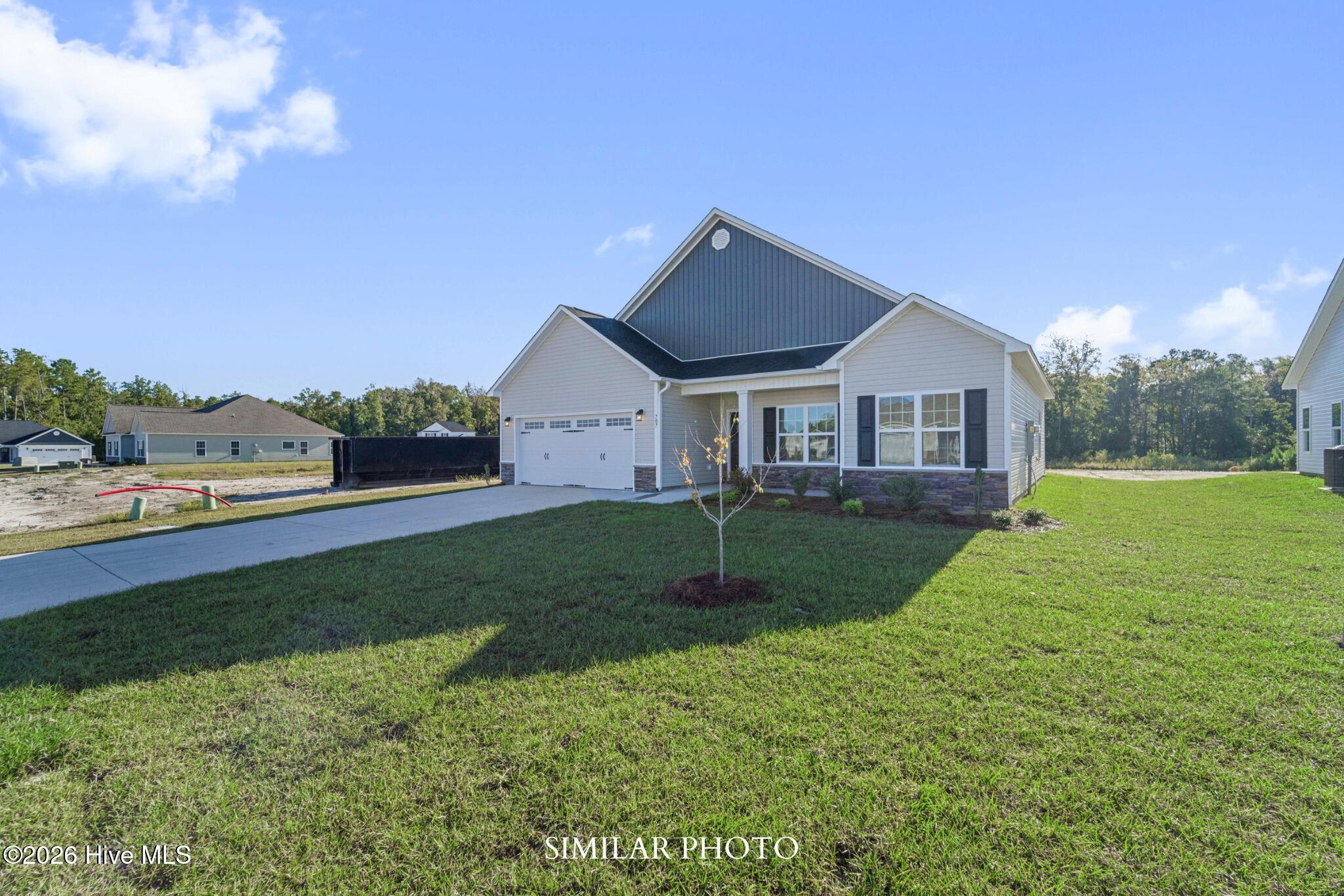 776 Regiment Road Property Photo 2