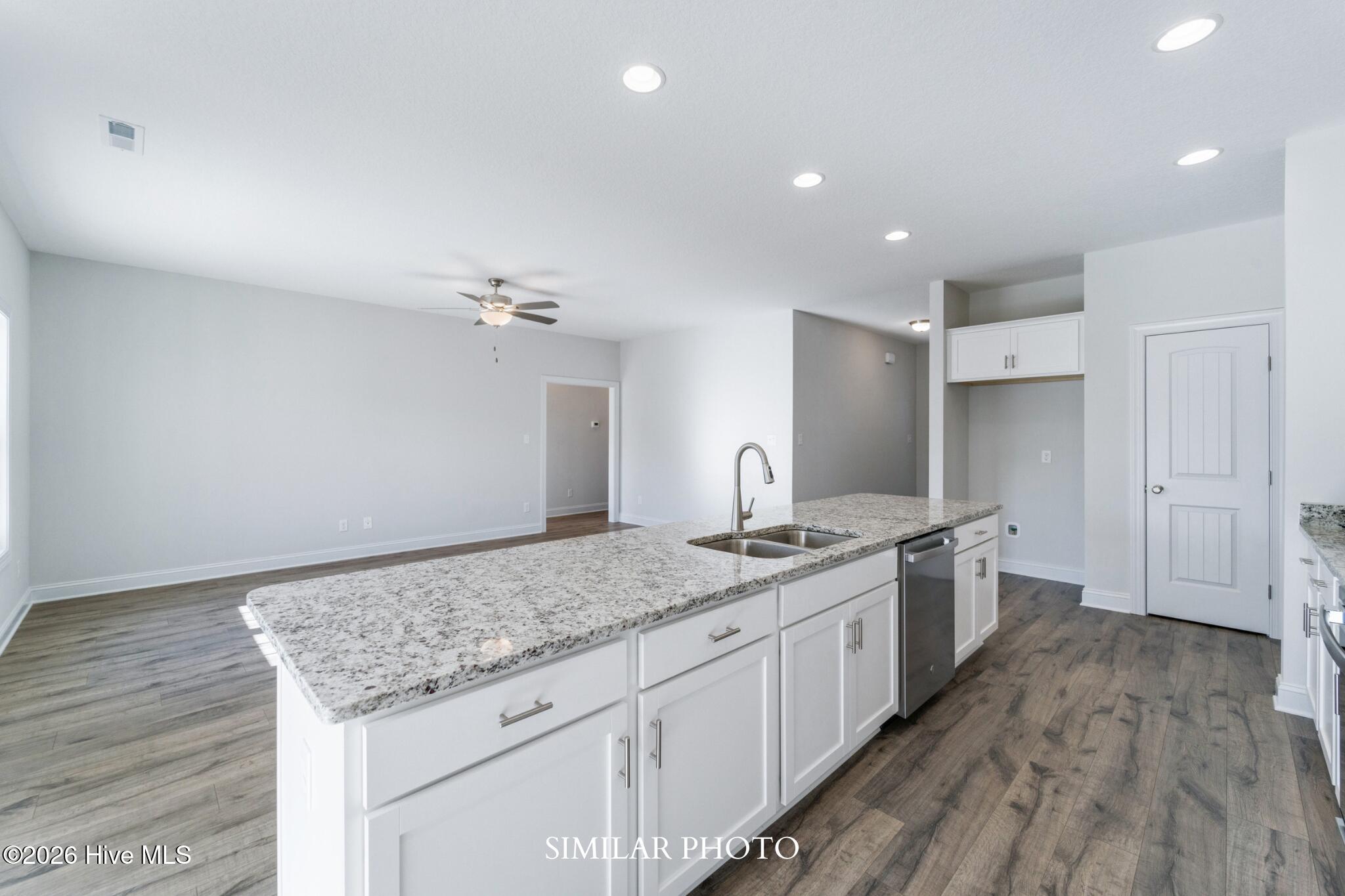 776 Regiment Road Property Photo 13