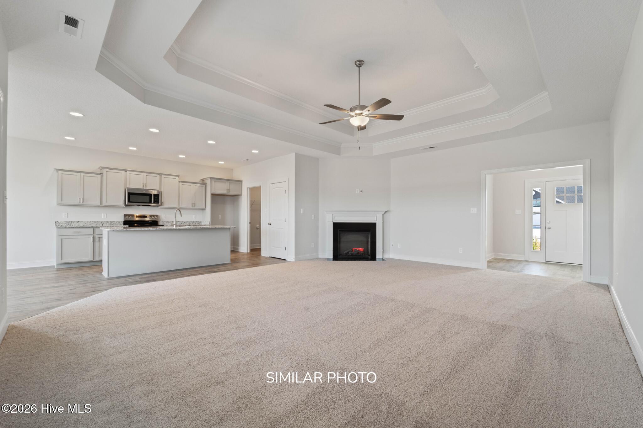775 Regiment Road Property Photo 3