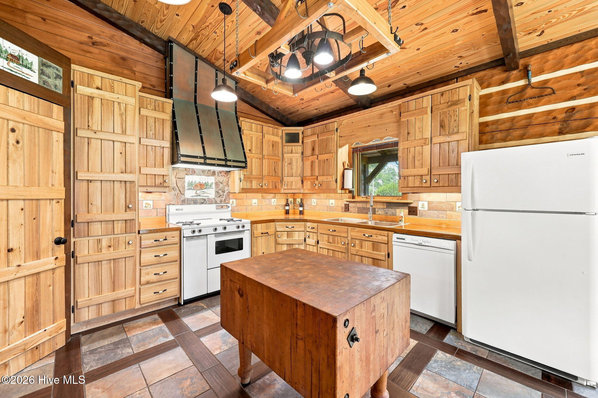 5103 Hillmon Grove Road Property Photo 11