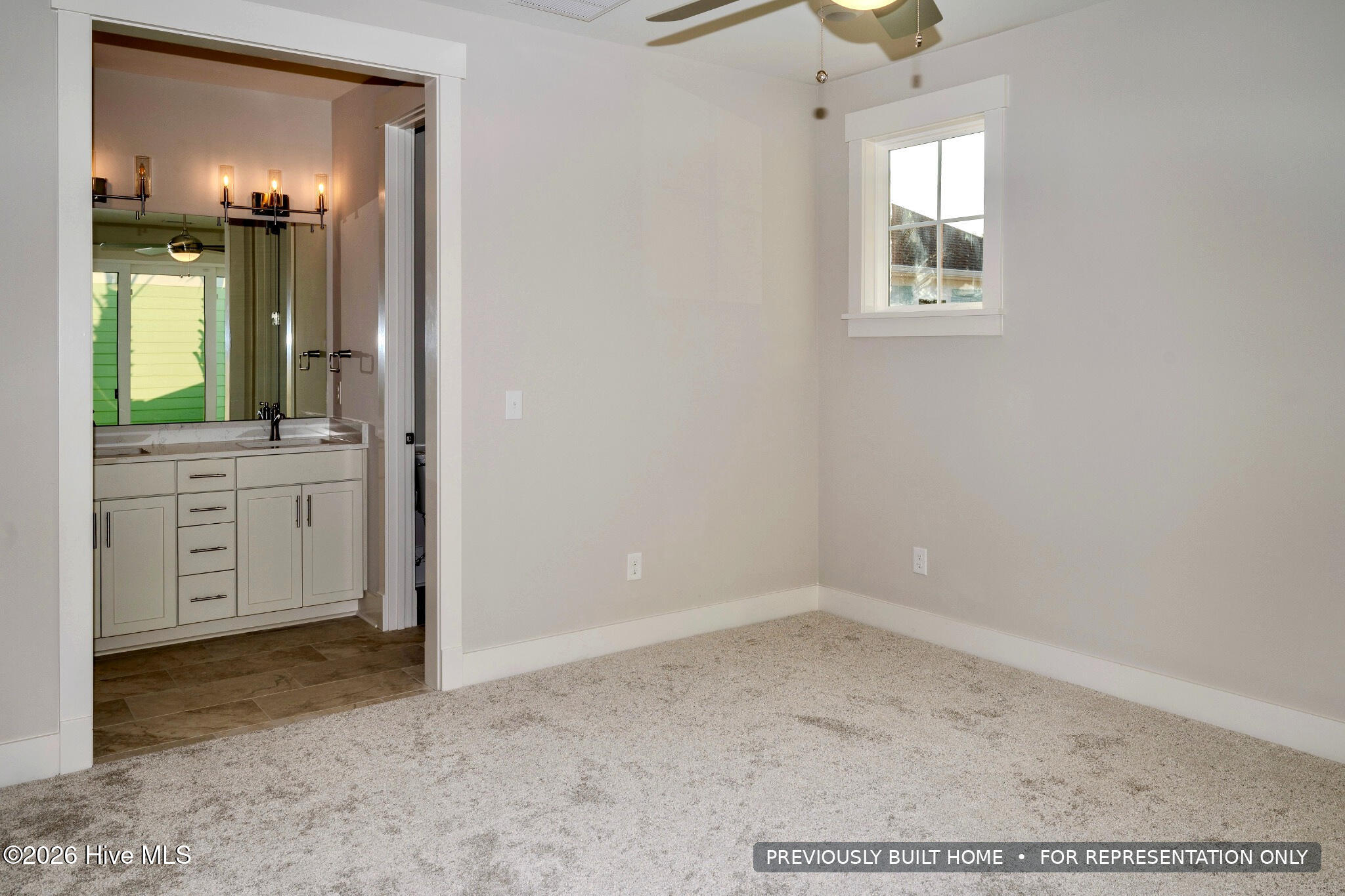 1525 Coastal Cove Lane Property Photo 5