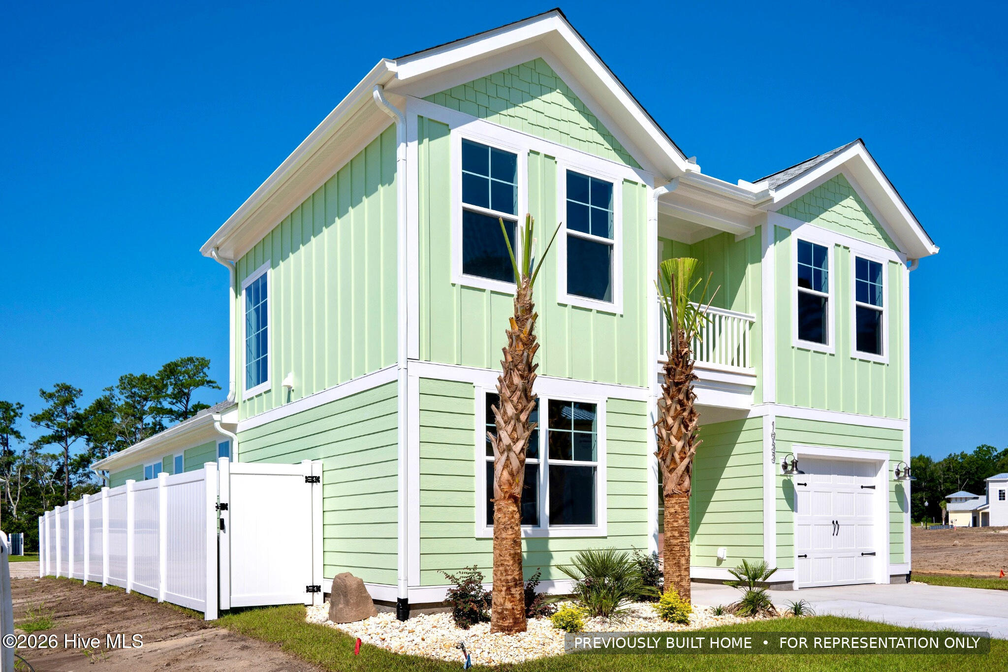 1525 Coastal Cove Lane Property Photo 8