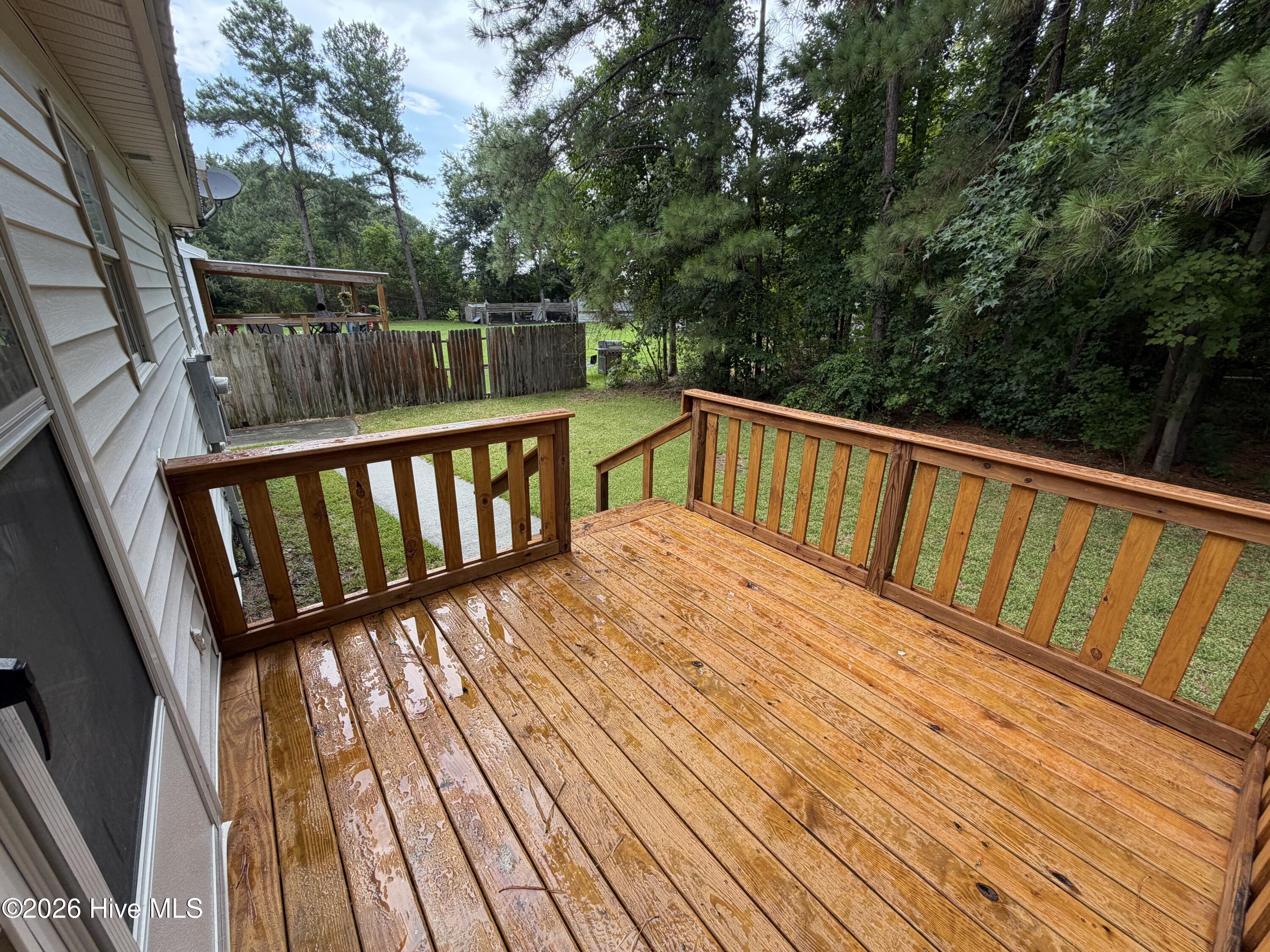 112 Poplar Street Property Photo 10