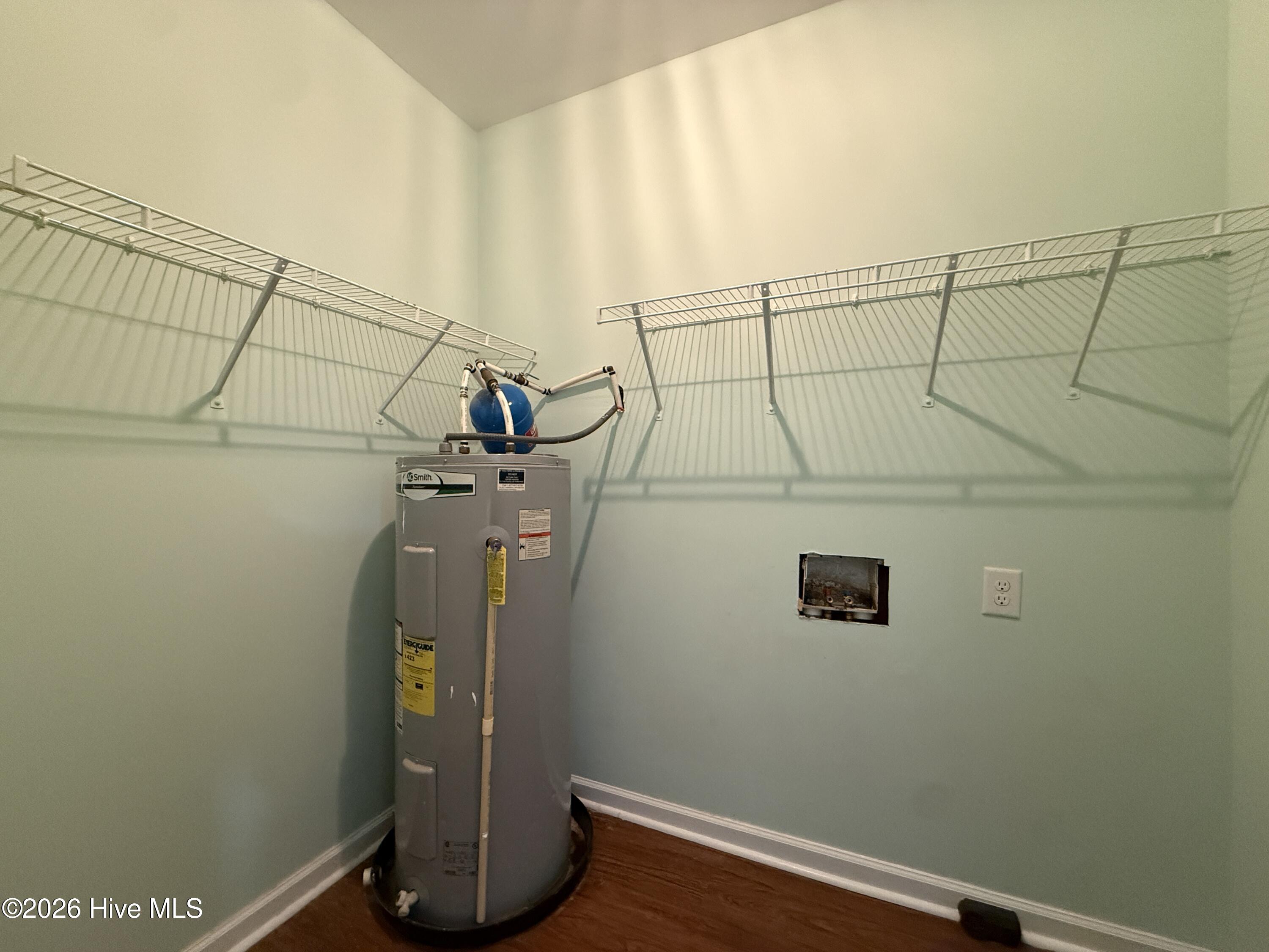 18 White Oak Street Property Photo 26