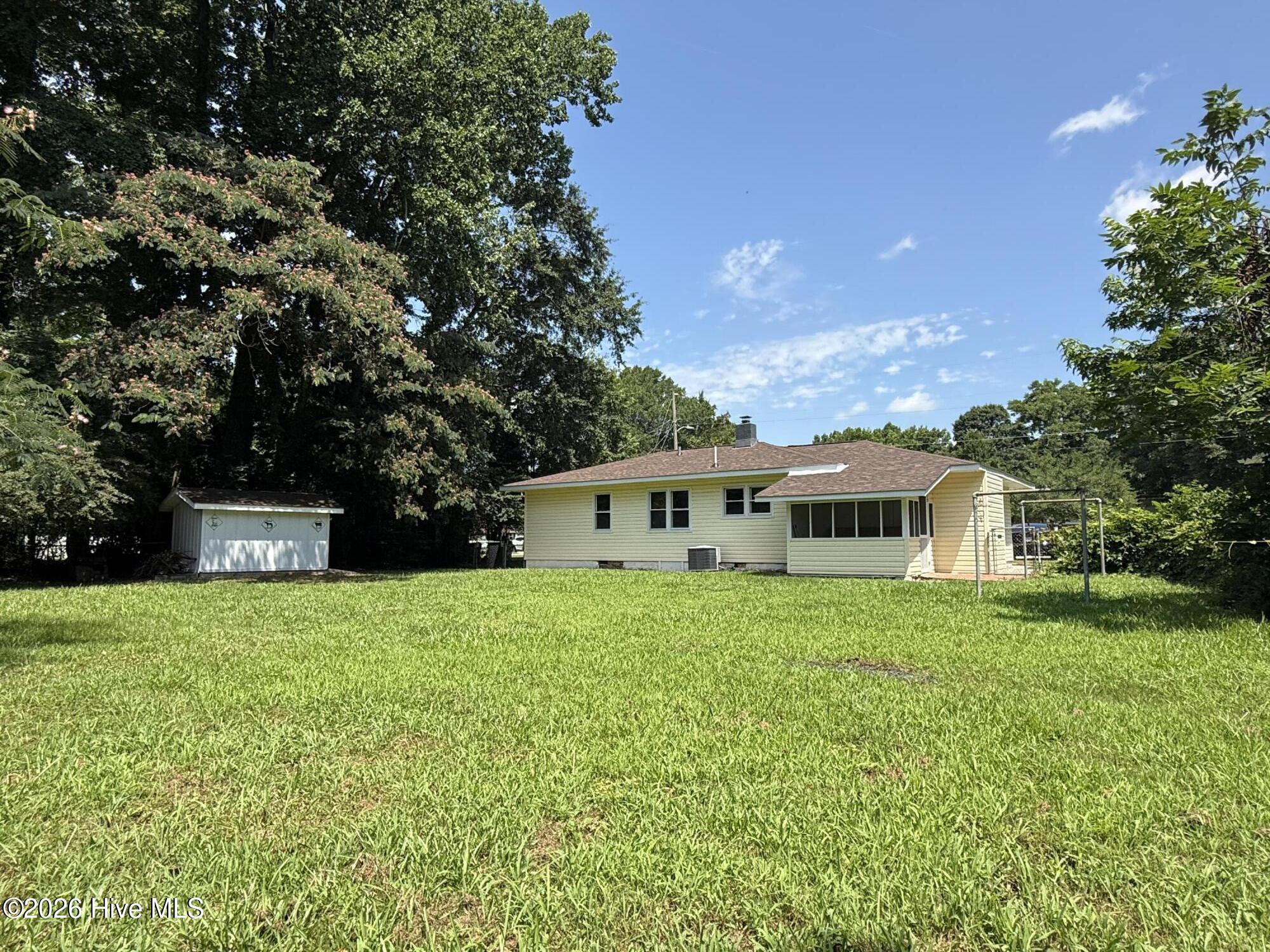 18 White Oak Street Property Photo 27