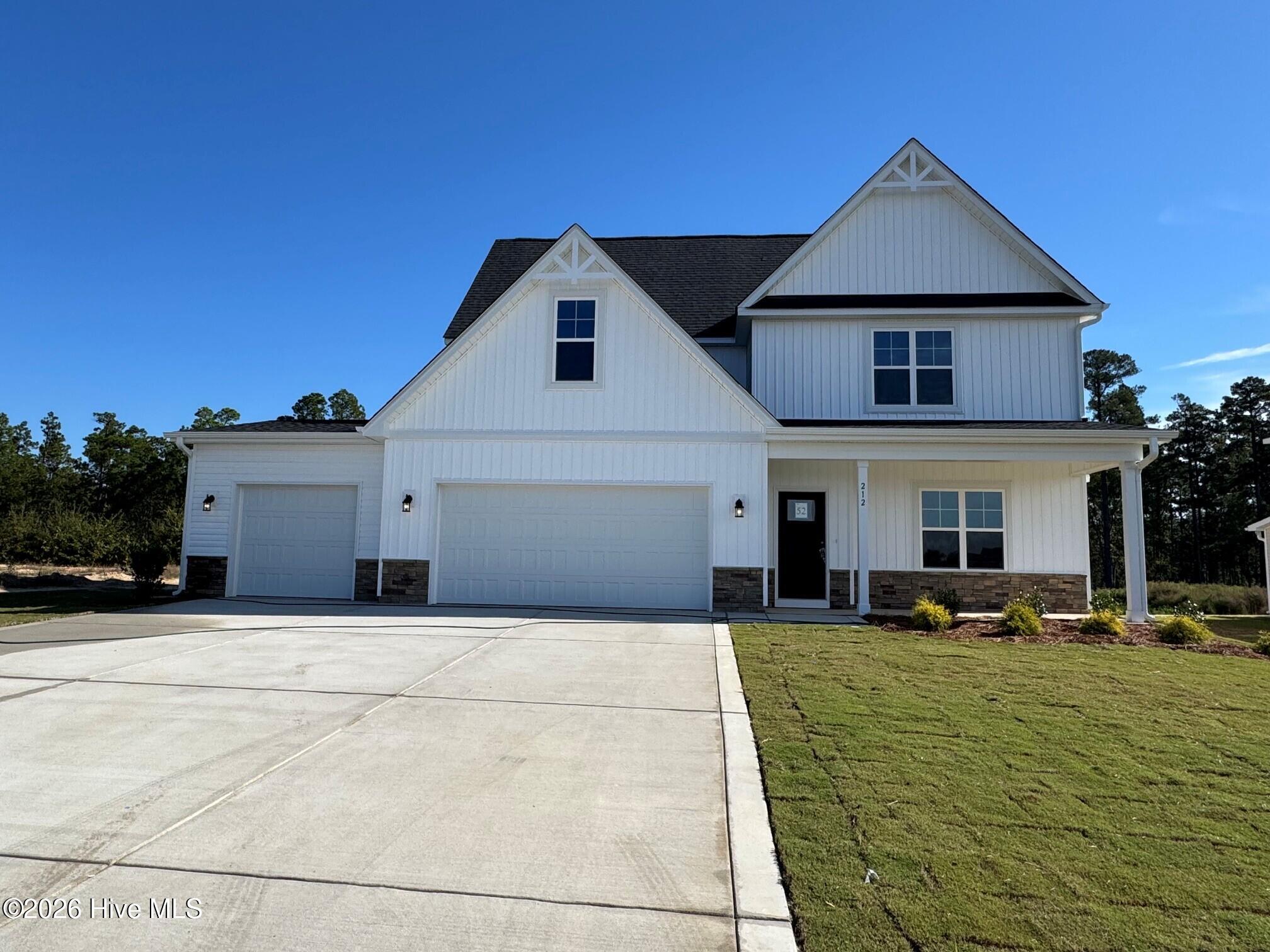 212 Holden Lane Property Photo 1