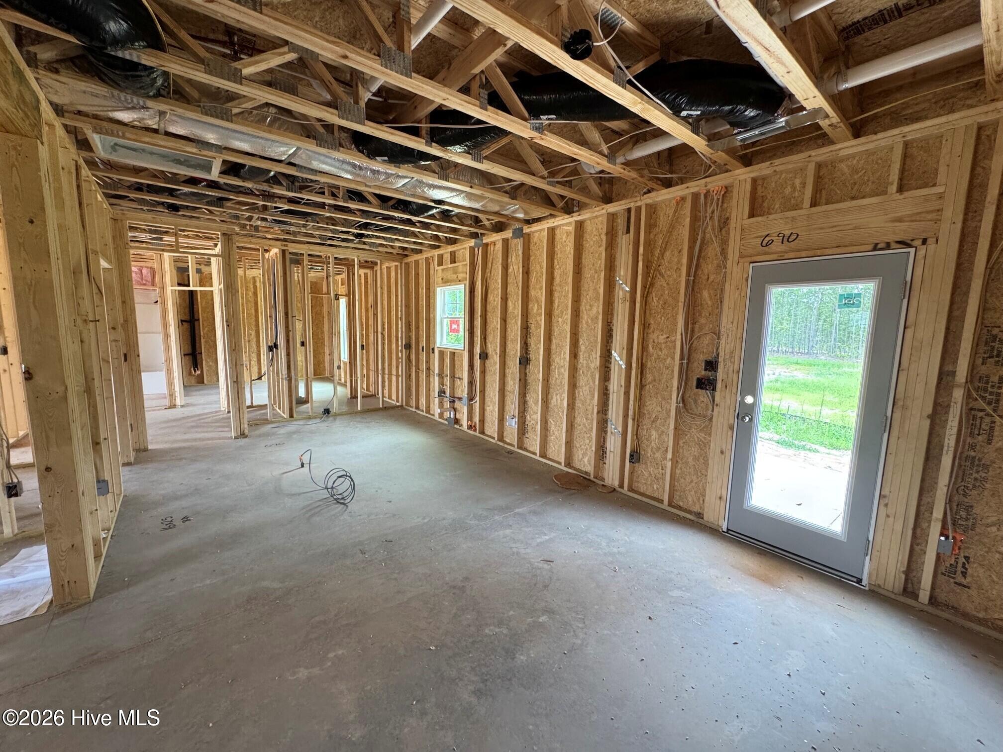 212 Holden Lane Property Photo 6