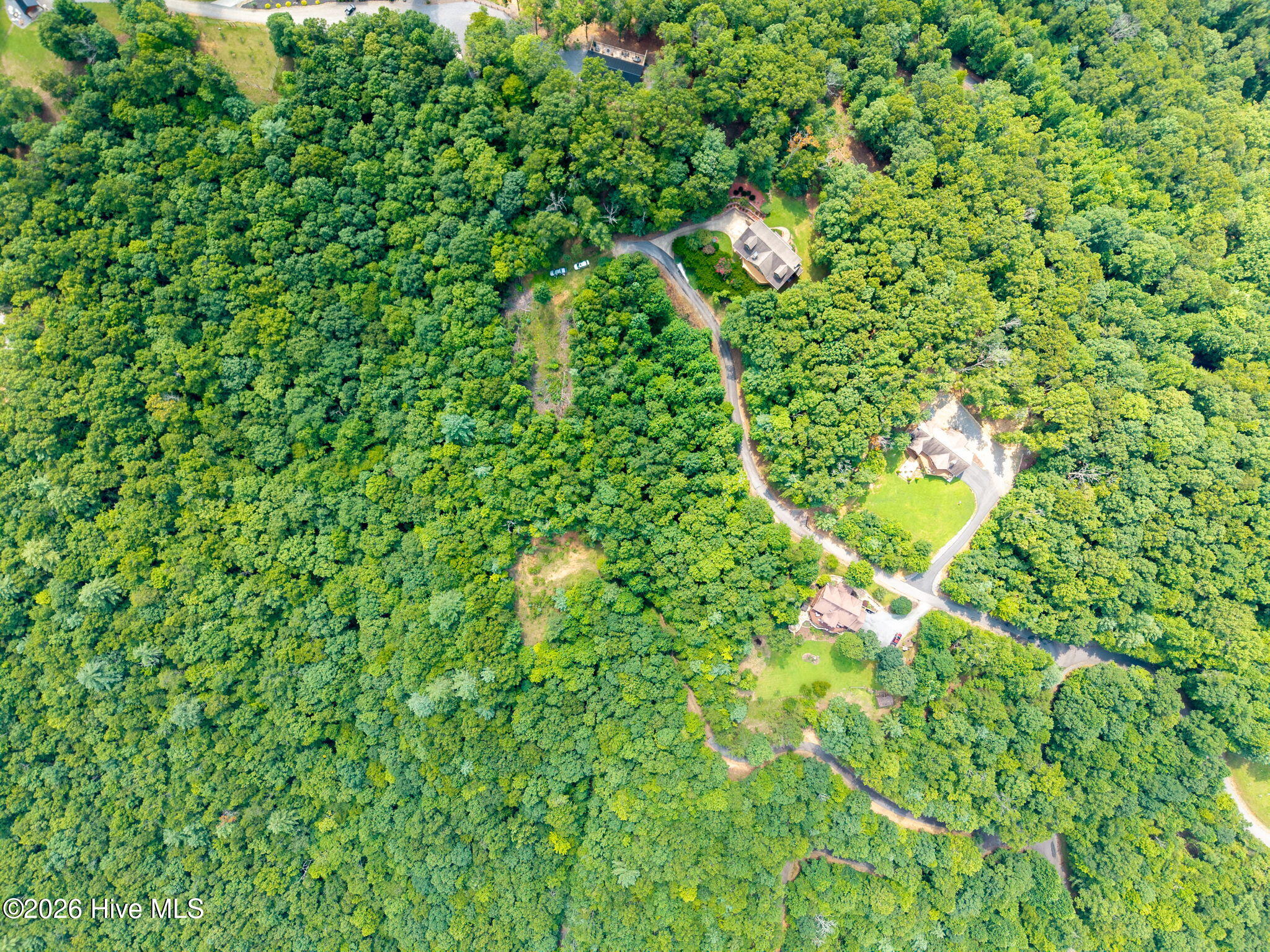 37 Toccoa Lane Property Photo 6