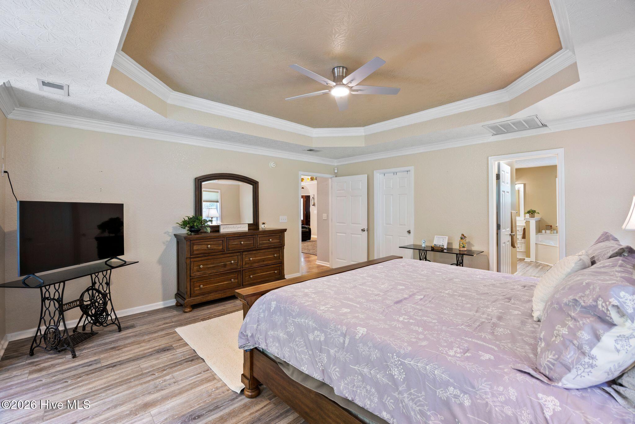 1 Sun Court Property Photo 30