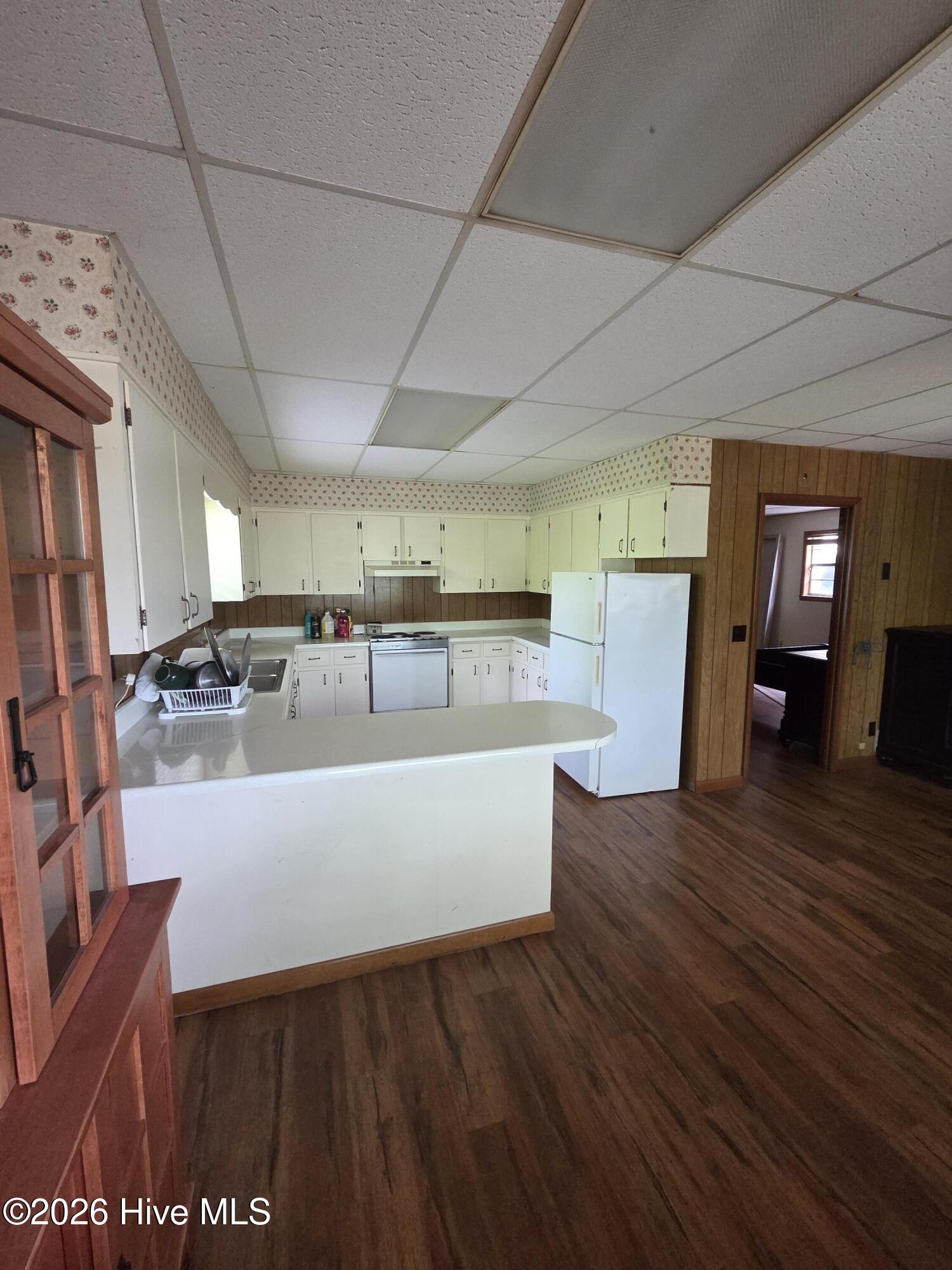 214 E Main Street Property Photo 15