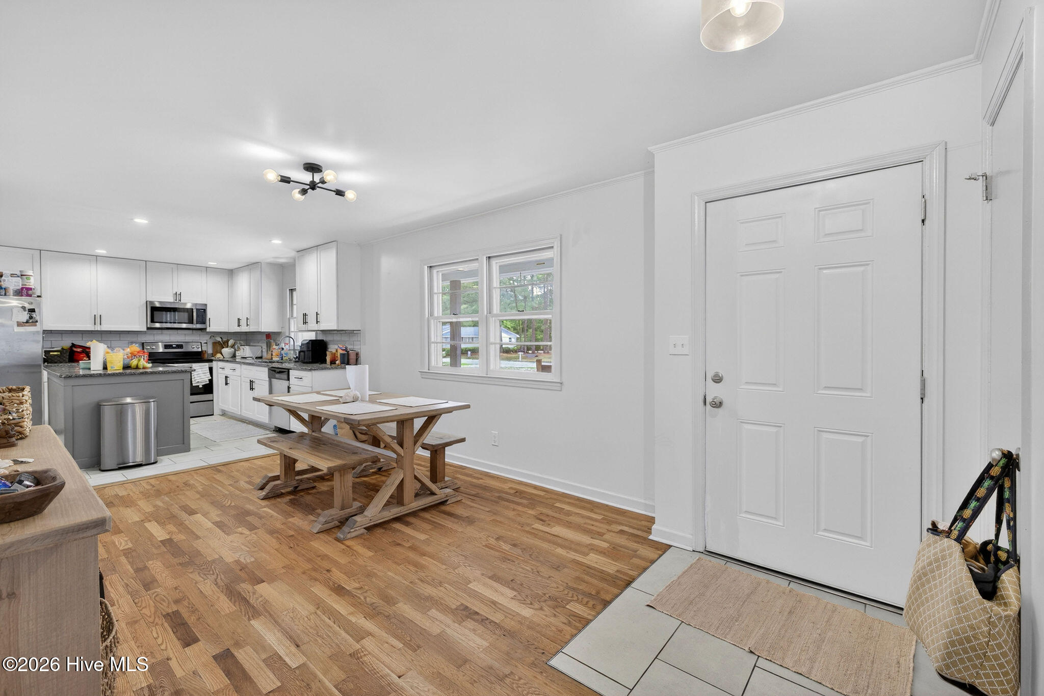 9 Castlewood Drive Property Photo 7