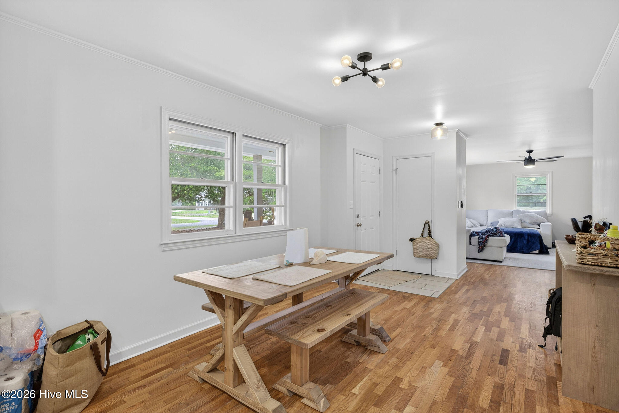 9 Castlewood Drive Property Photo 8