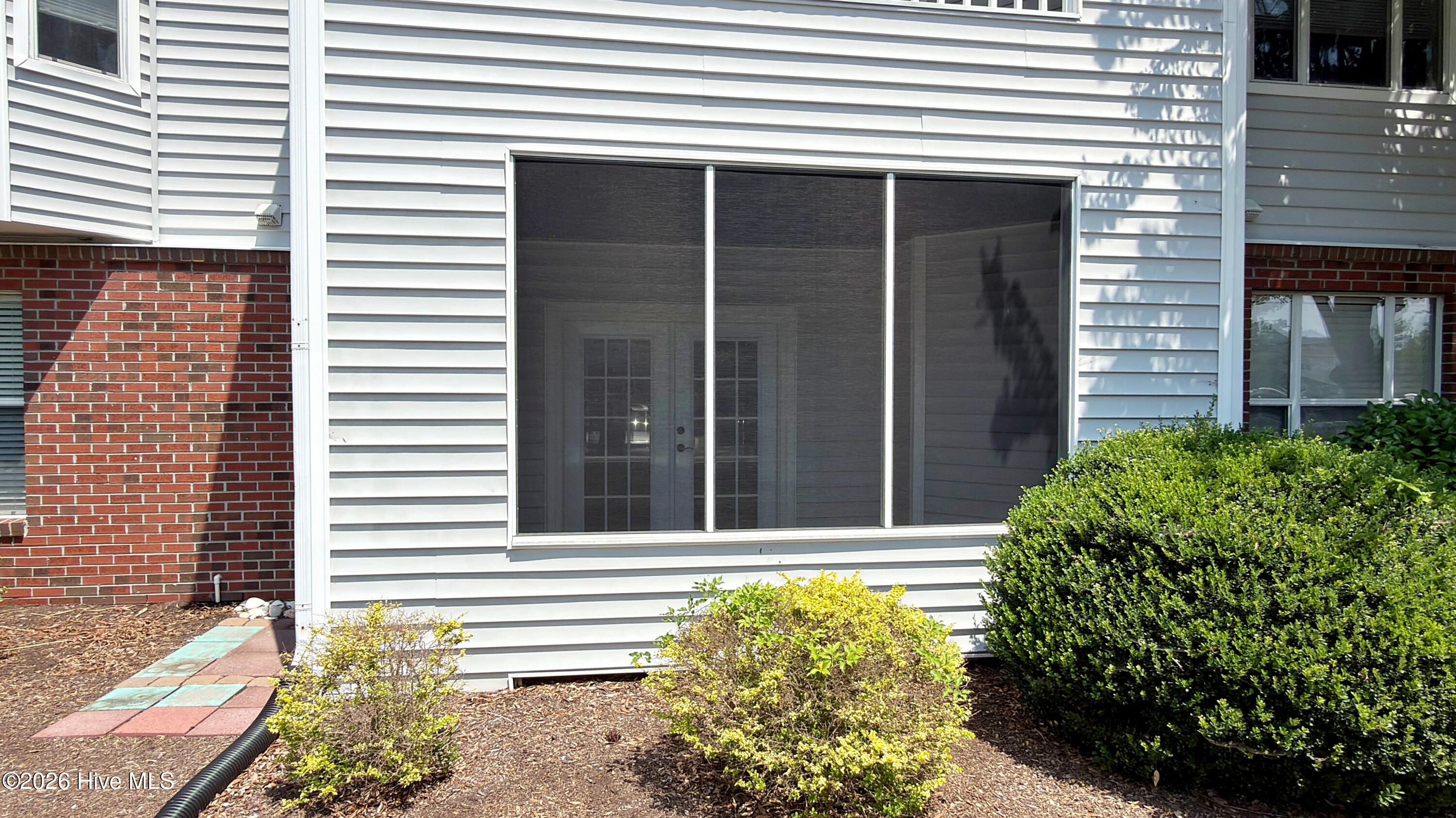 4140 Breezewood Drive Unit 104 Property Photo 5
