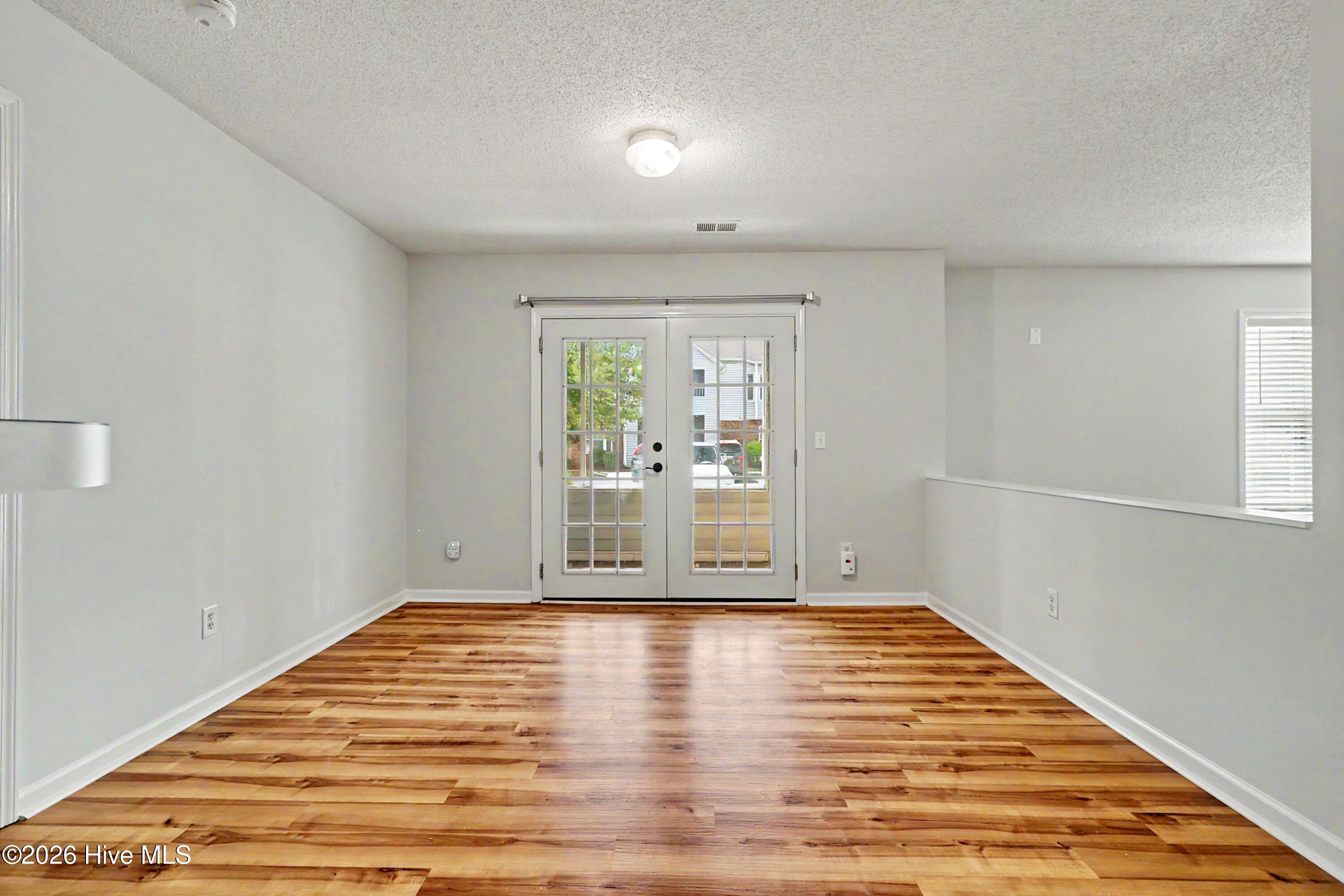 4140 Breezewood Drive Unit 104 Property Photo 9