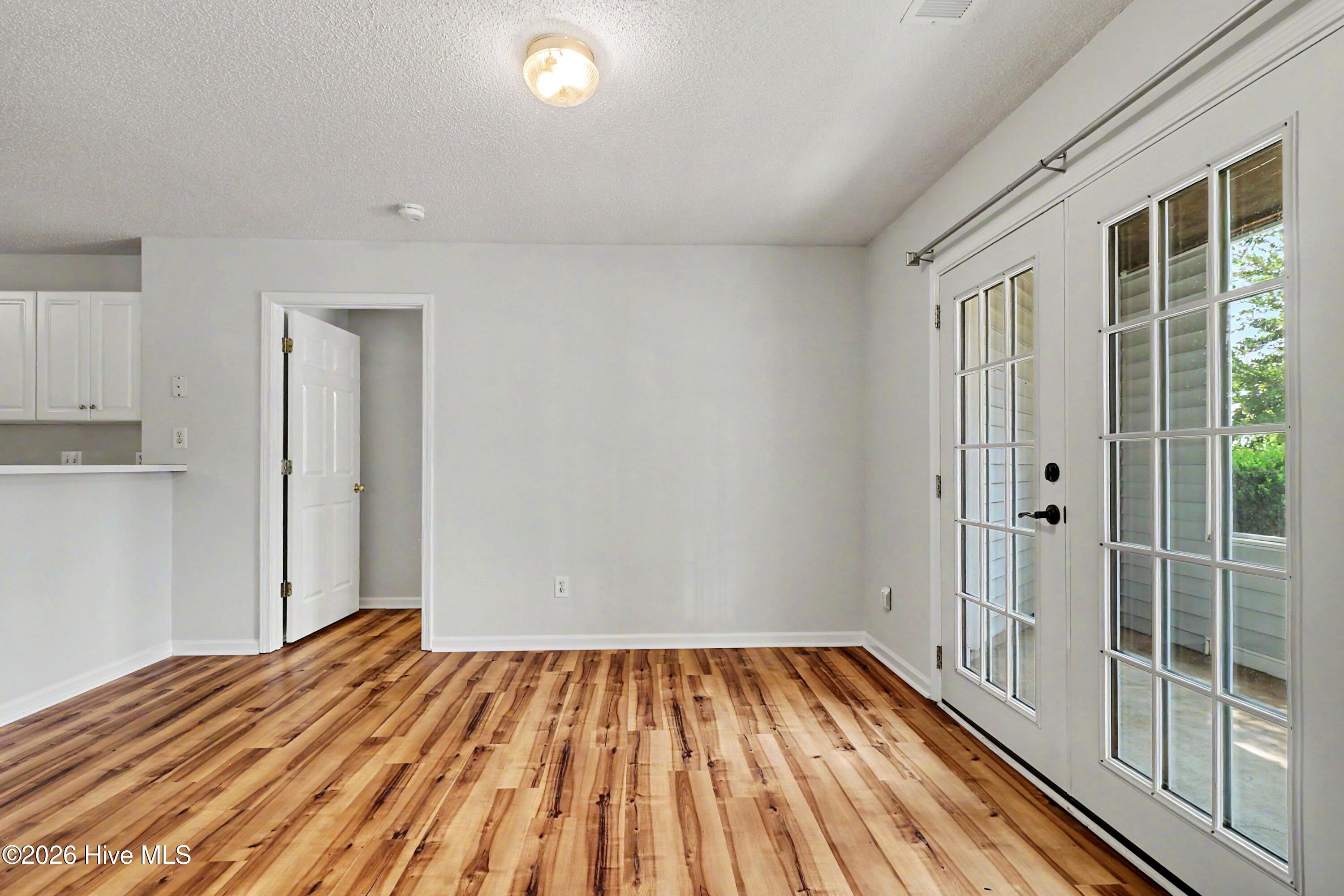 4140 Breezewood Drive Unit 104 Property Photo 10