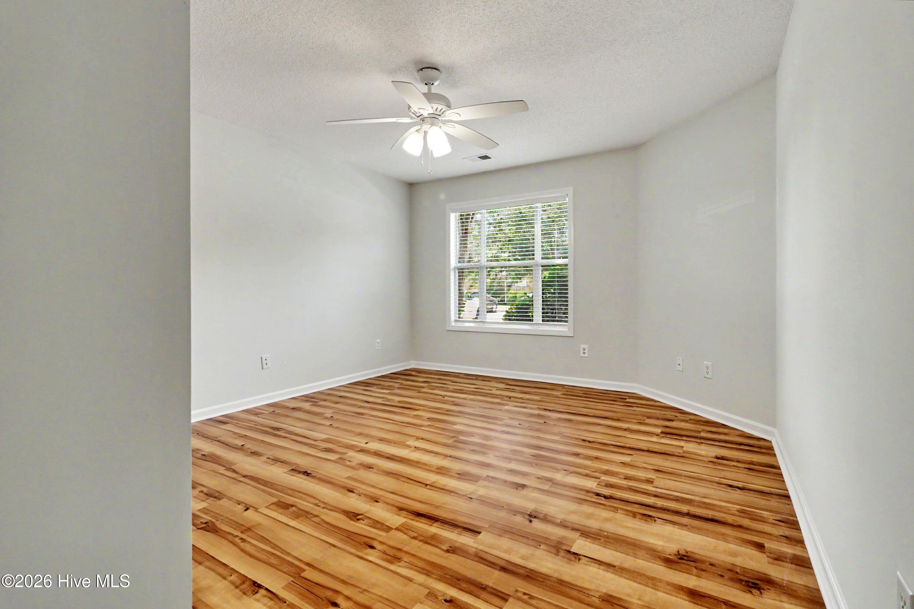 4140 Breezewood Drive Unit 104 Property Photo 15