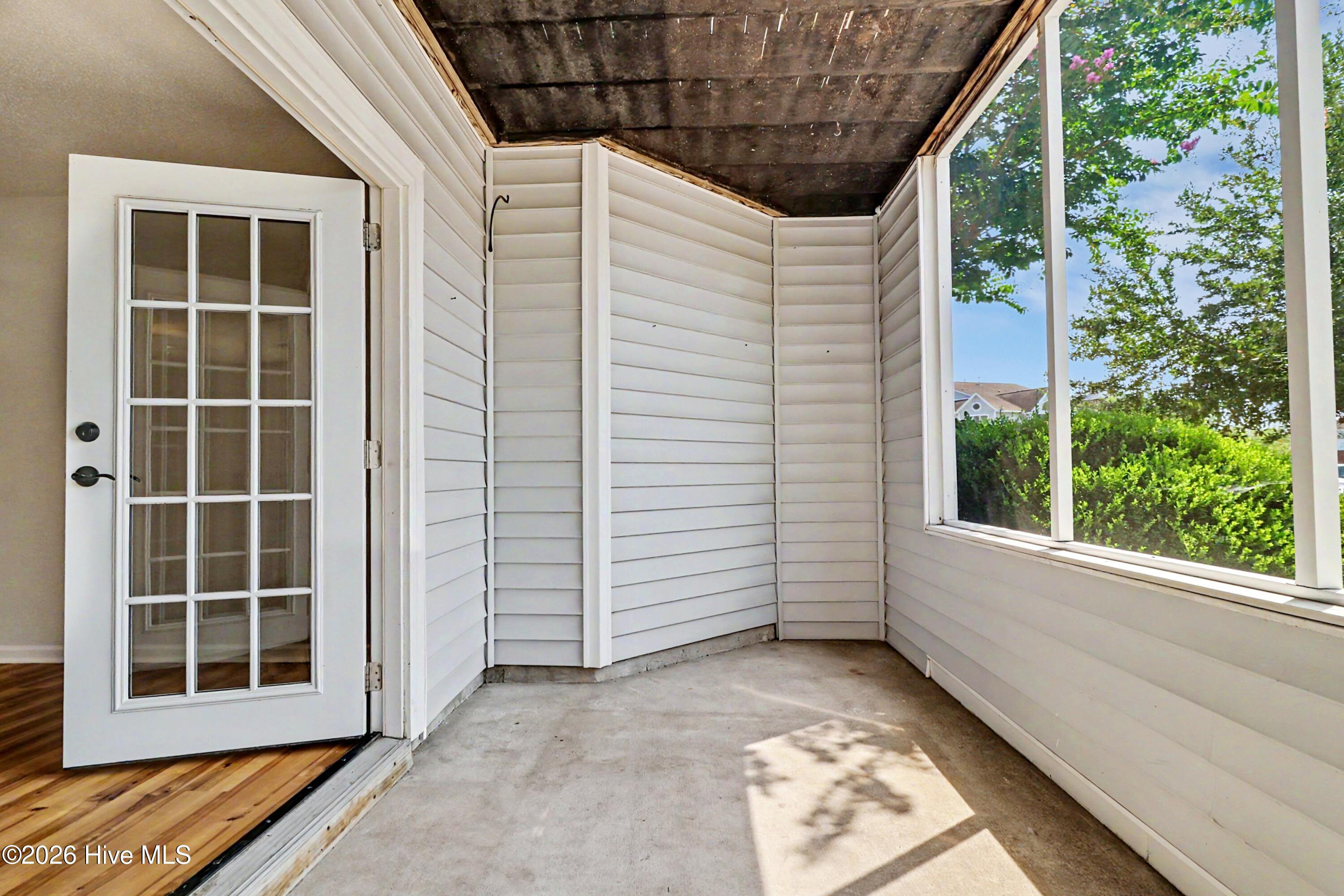 4140 Breezewood Drive Unit 104 Property Photo 25