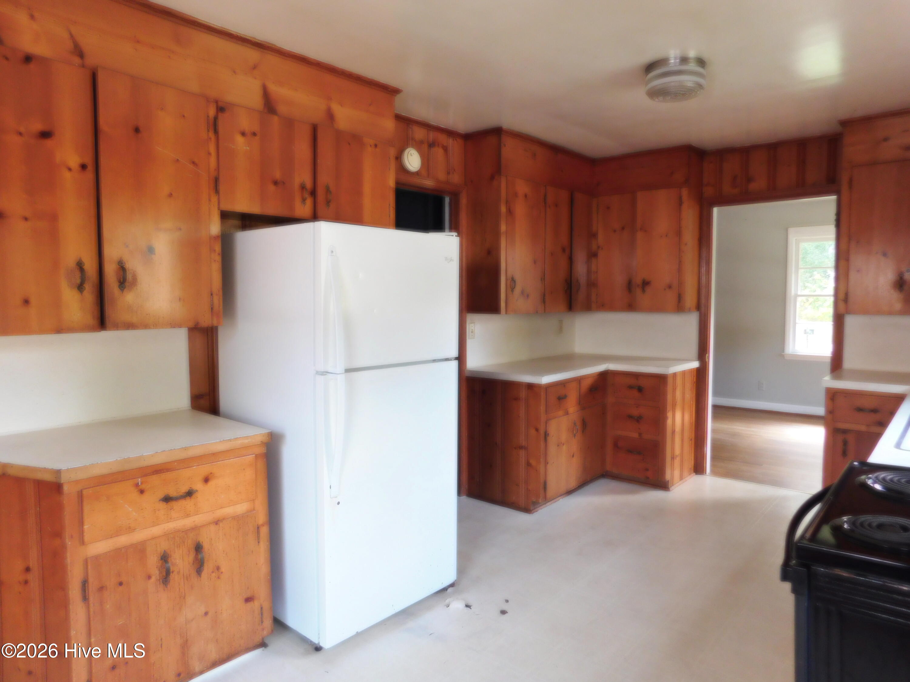 604 Everett Street Property Photo 14
