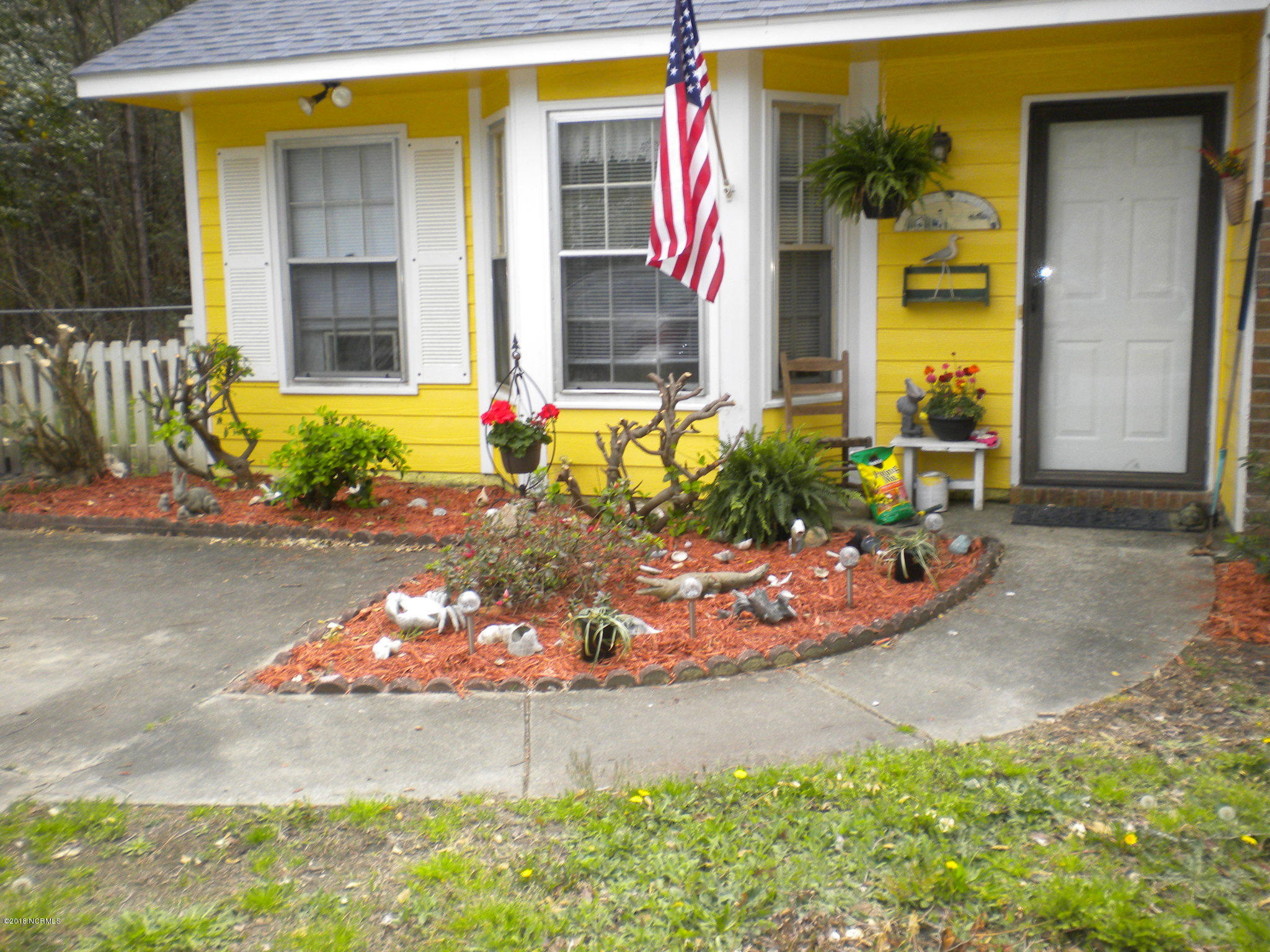 1913 Rolling Ridge Drive Property Photo 1