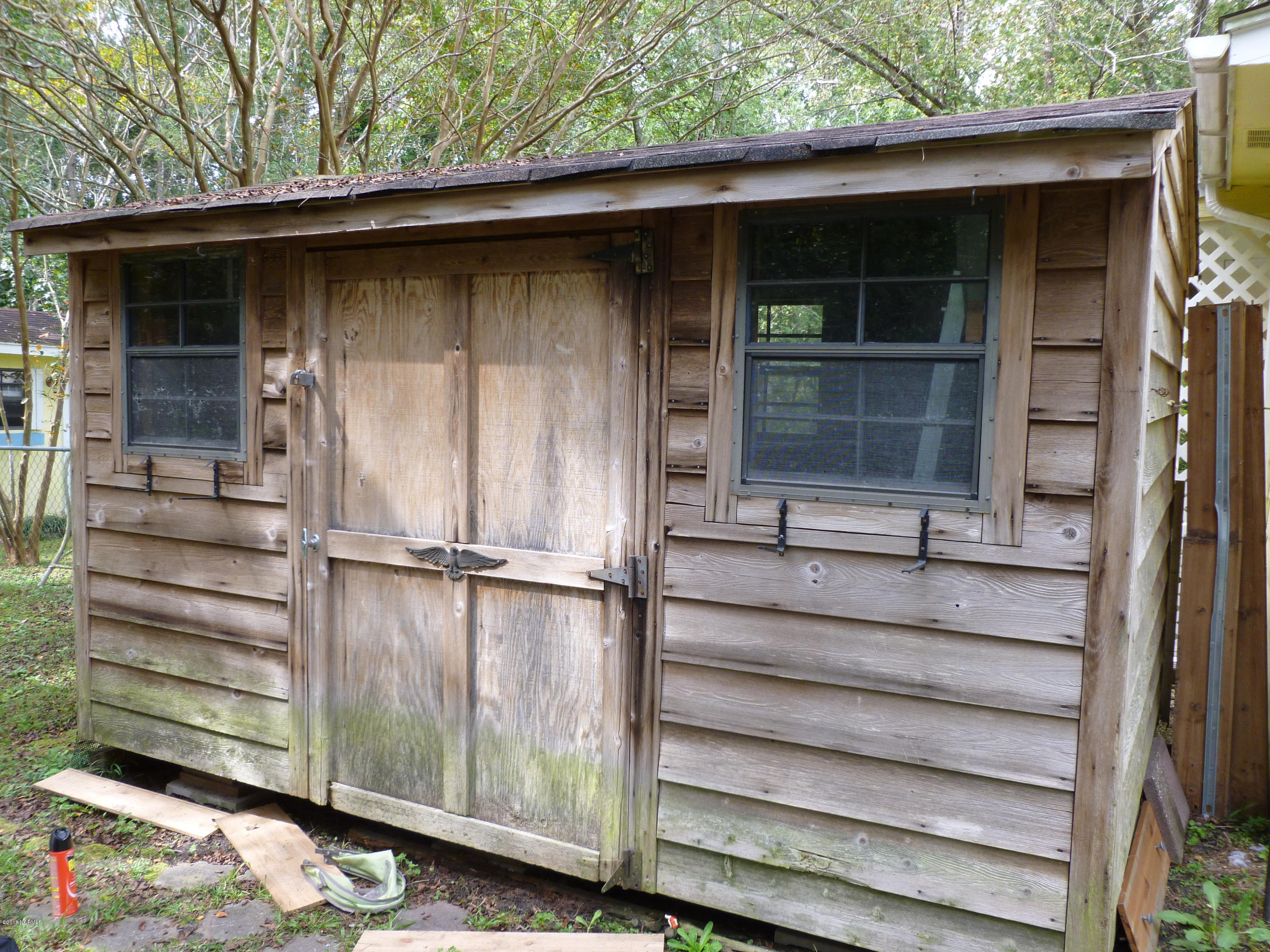 1913 Rolling Ridge Drive Property Photo 12