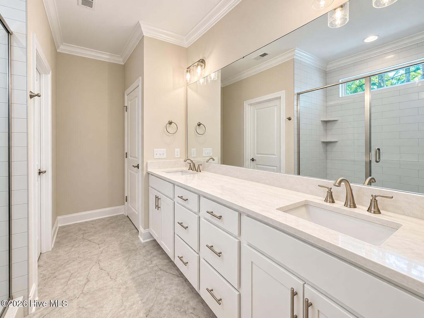 488 Longleaf Drive Property Photo 11
