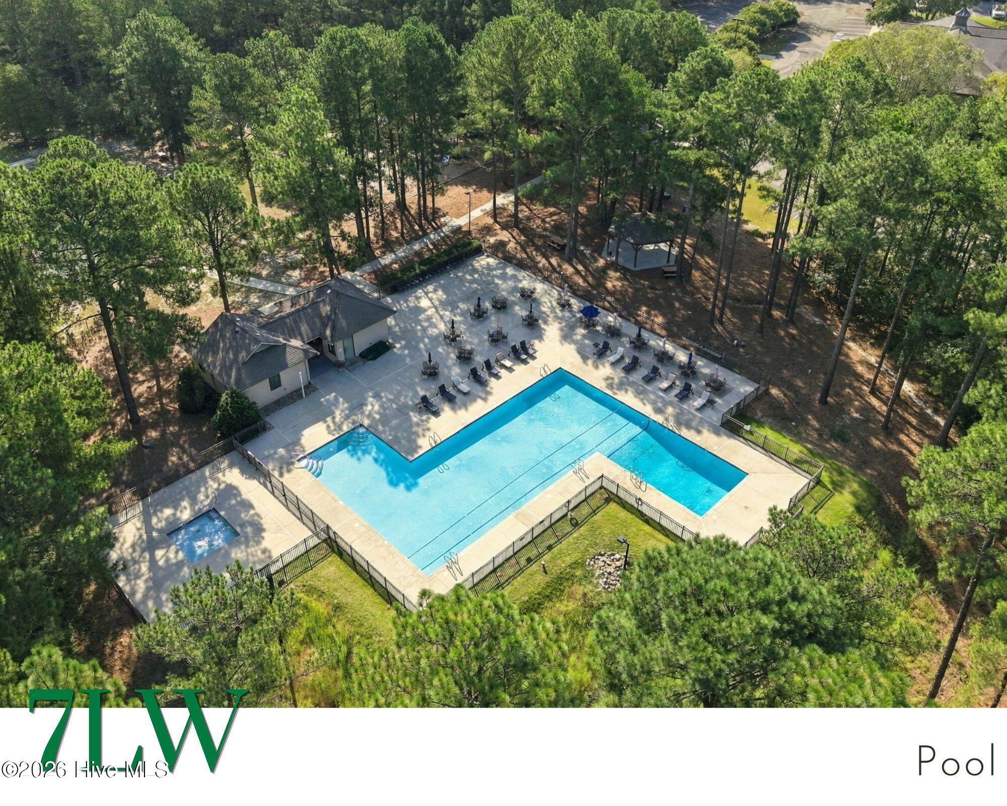 488 Longleaf Drive Property Photo 19
