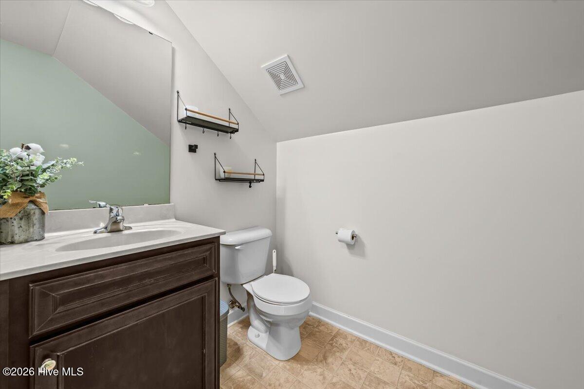 210 Huzzas Circle Property Photo 31