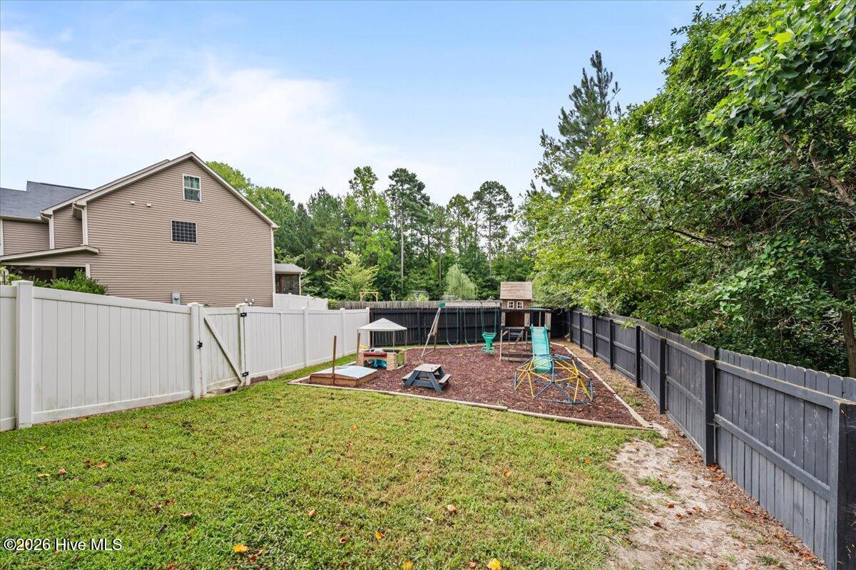 210 Huzzas Circle Property Photo 33