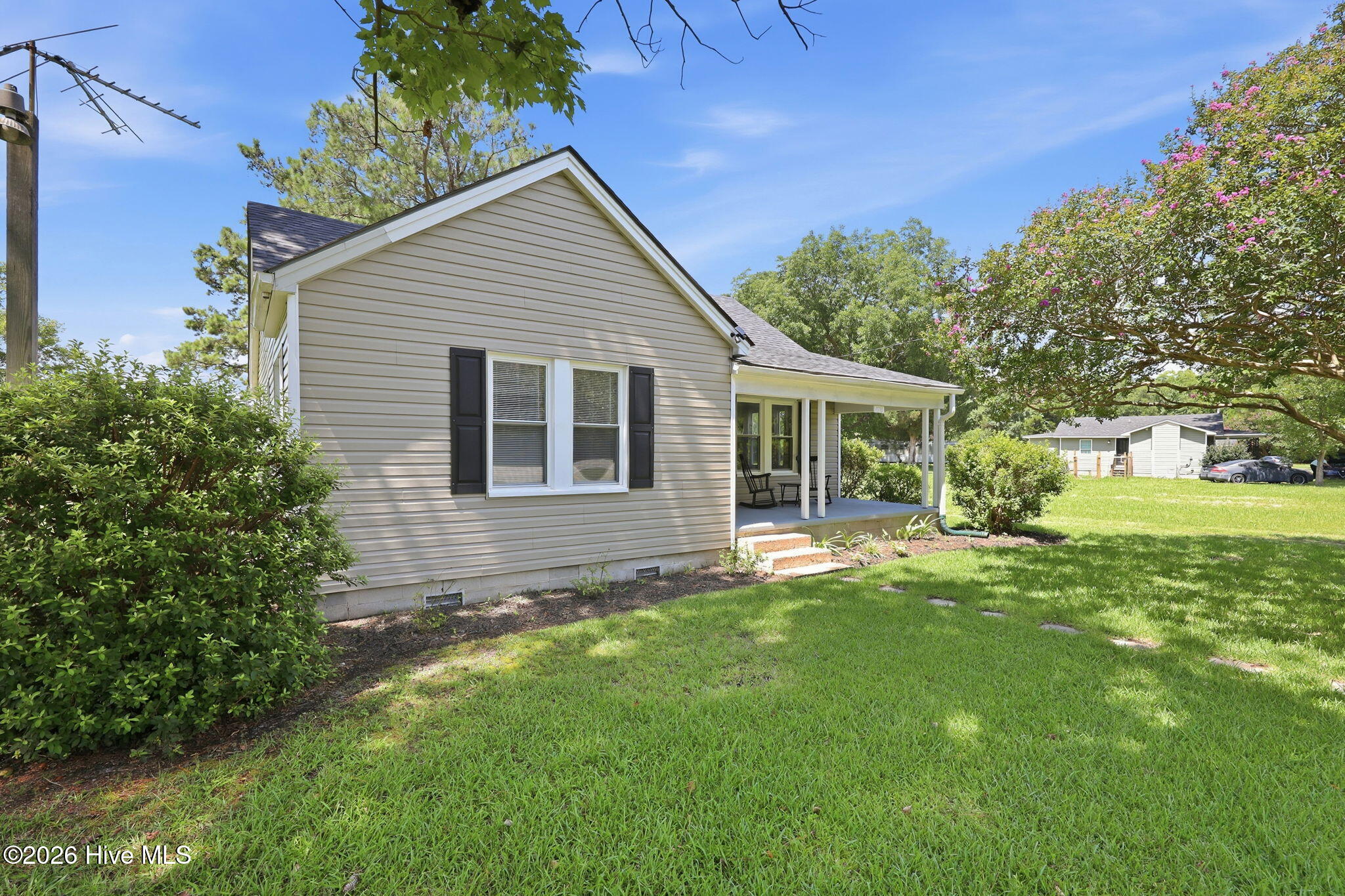 16786 Nc Highway 55 Property Photo 2