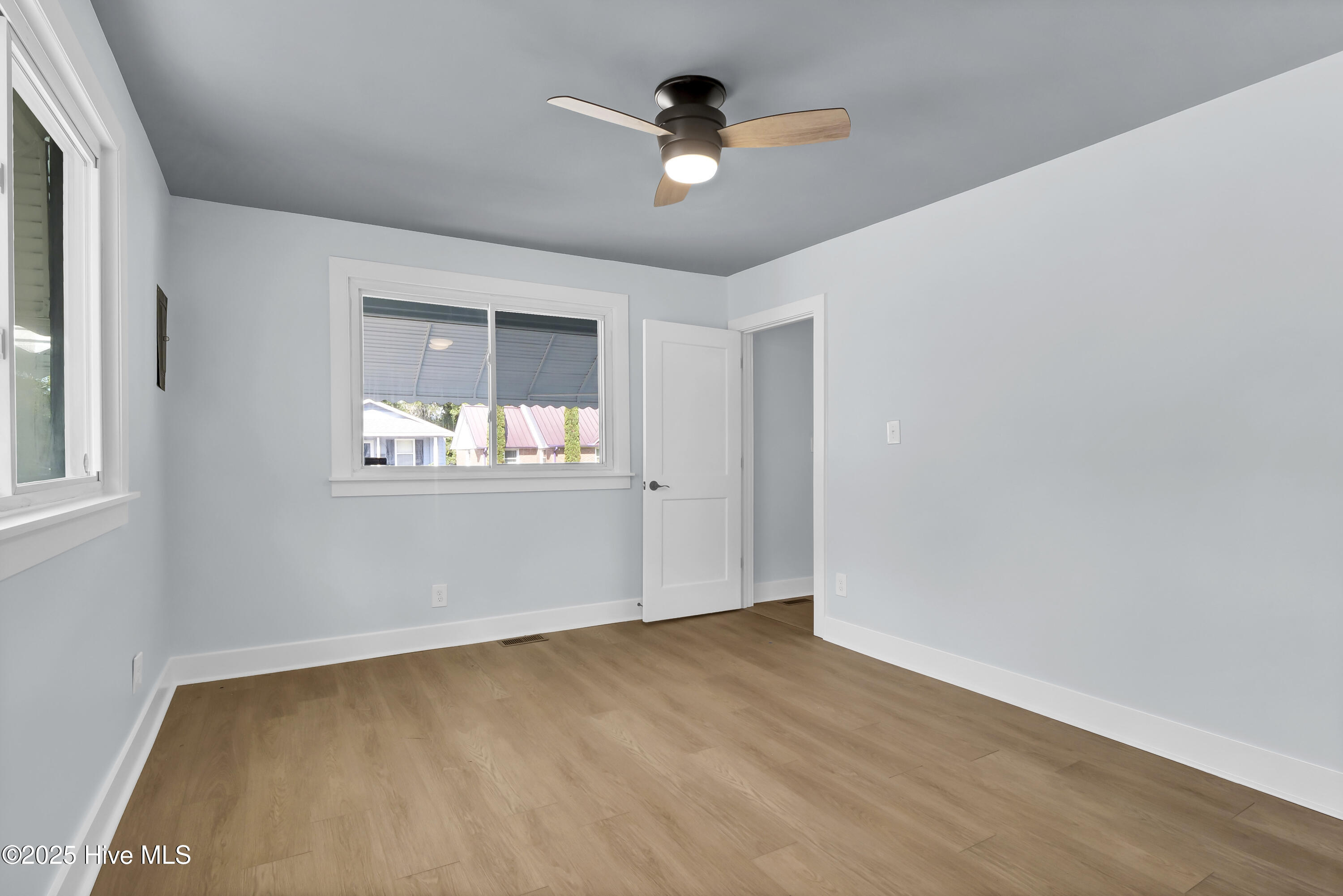 1121 S 6th Street Property Photo 23