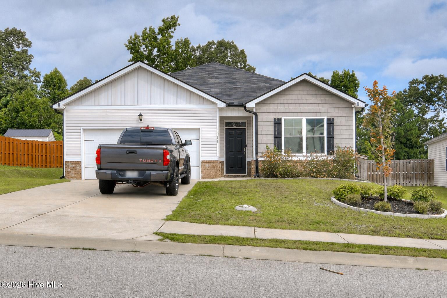 5071 Captain Drive Property Photo 1
