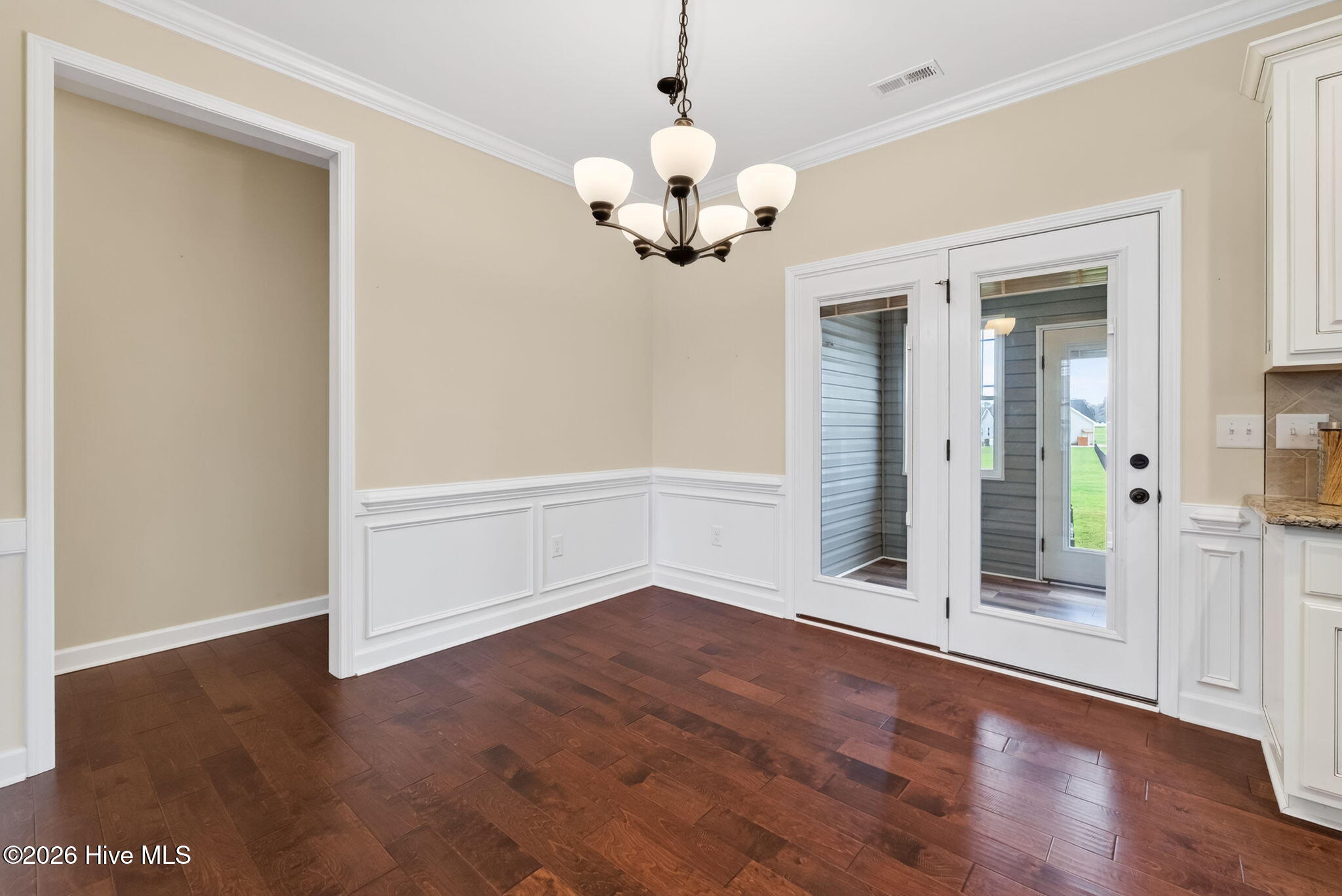 156 Clipper Lane Property Photo 17