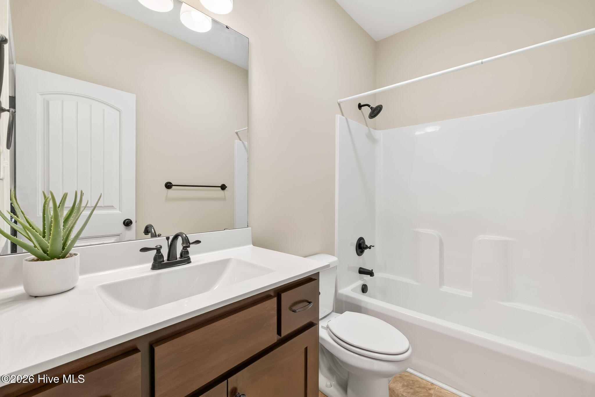 156 Clipper Lane Property Photo 23