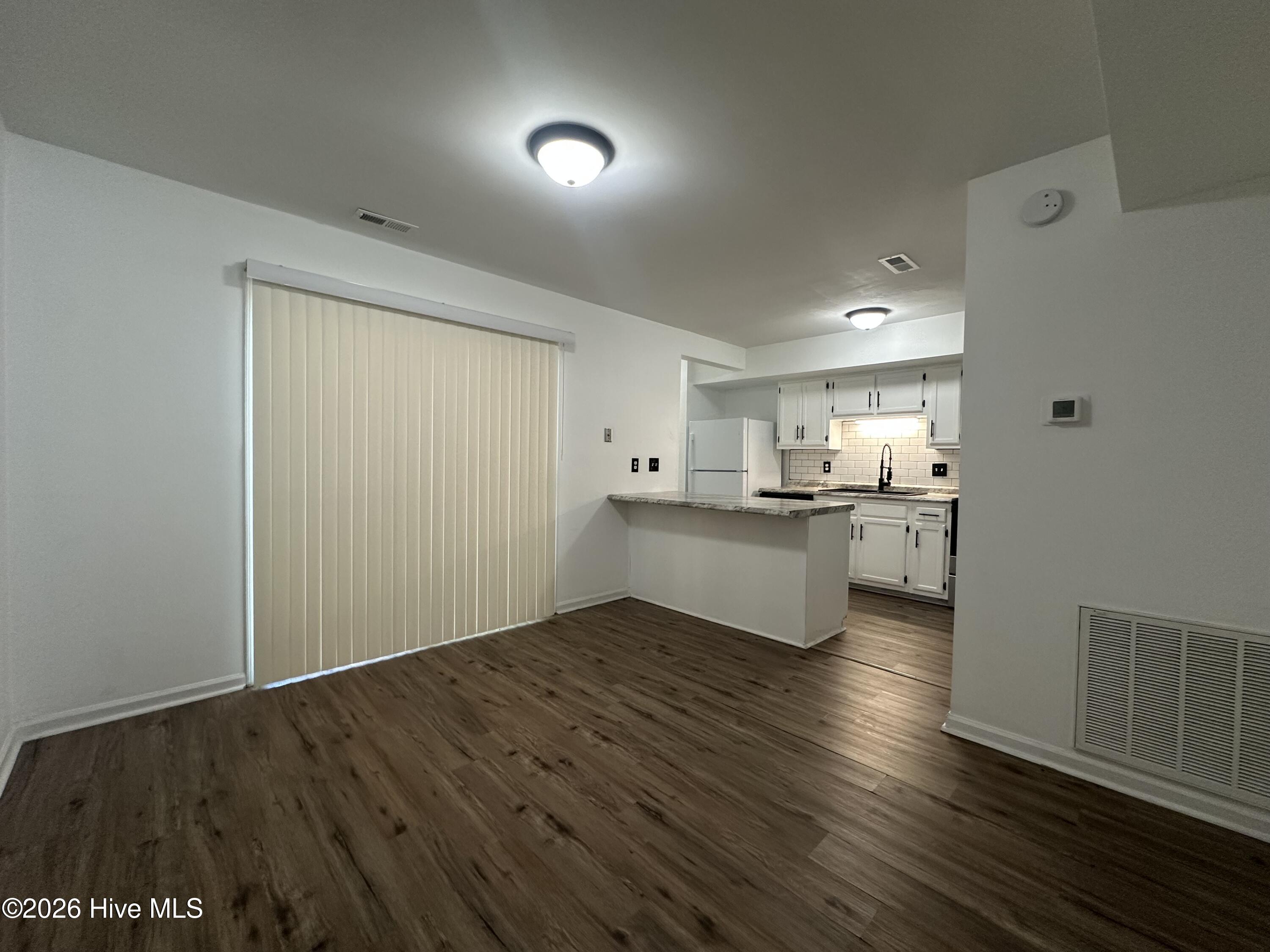 414 Myrtlewood Circle Property Photo 9