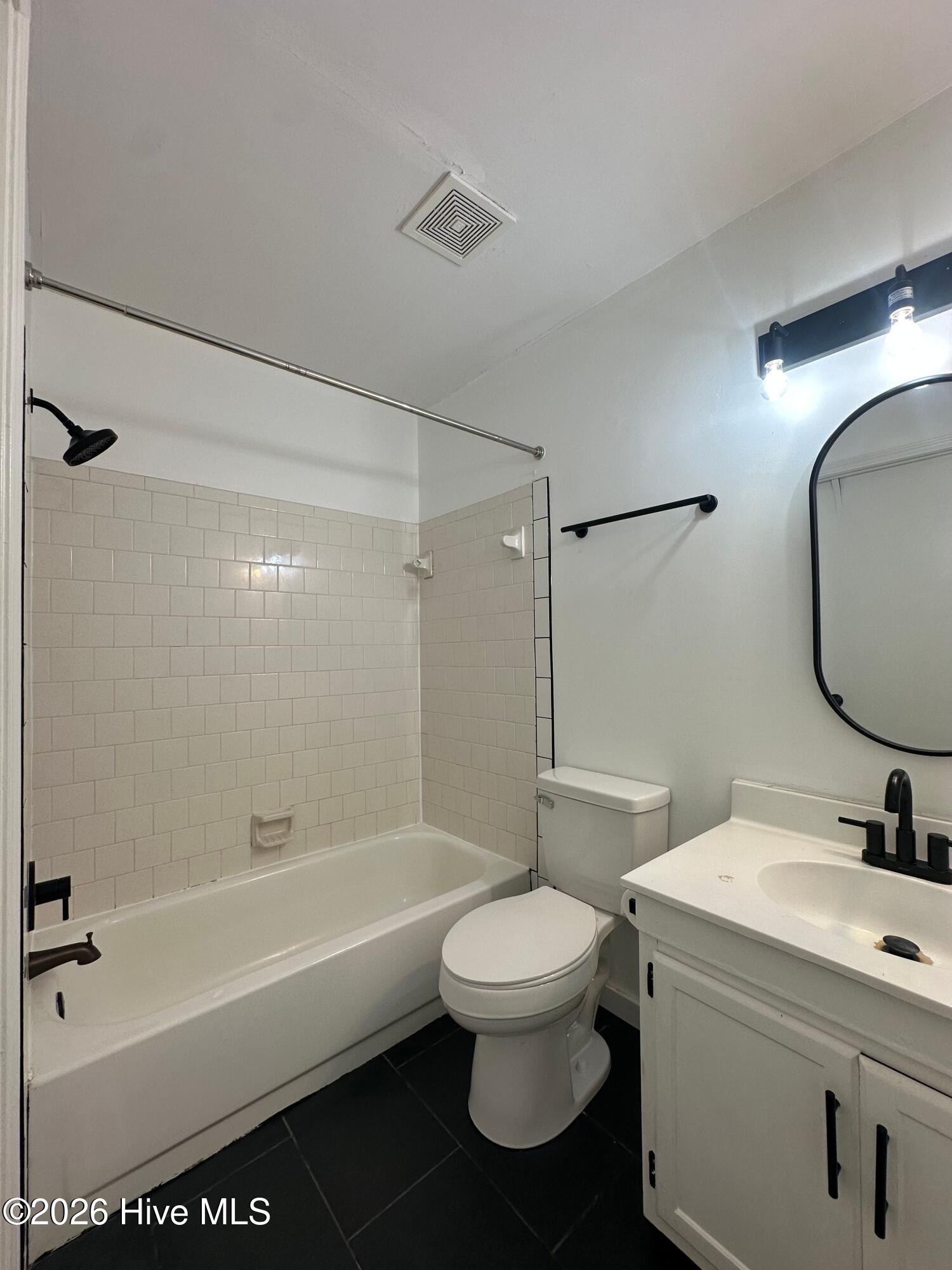 414 Myrtlewood Circle Property Photo 16