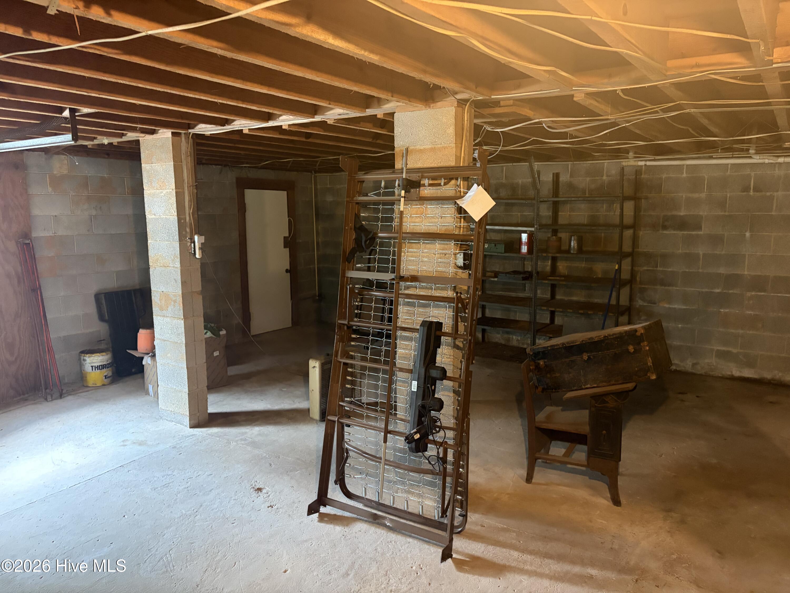 913 Franks Creek Road Property Photo 25