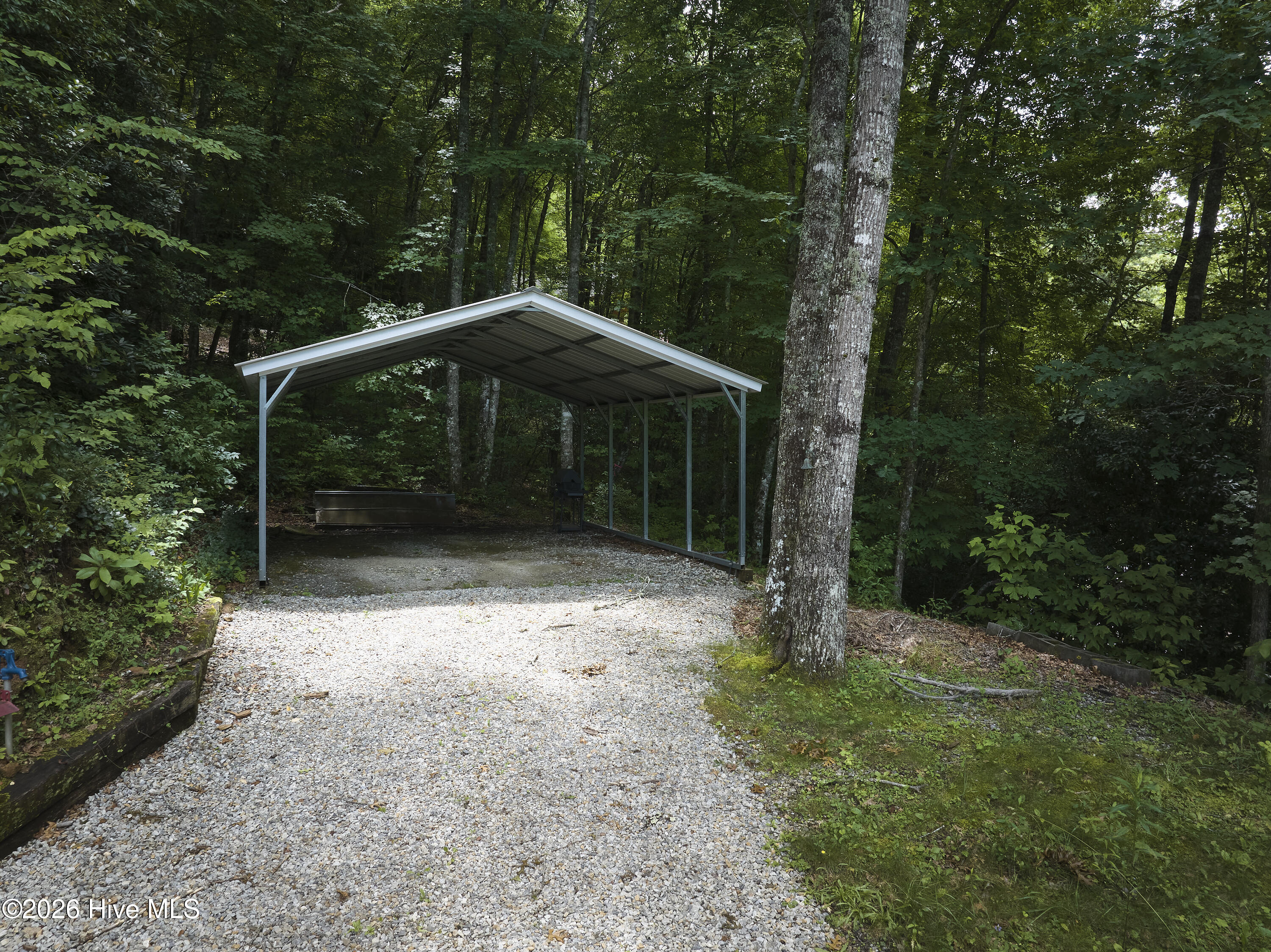 37 Gator Ridge Property Photo 8