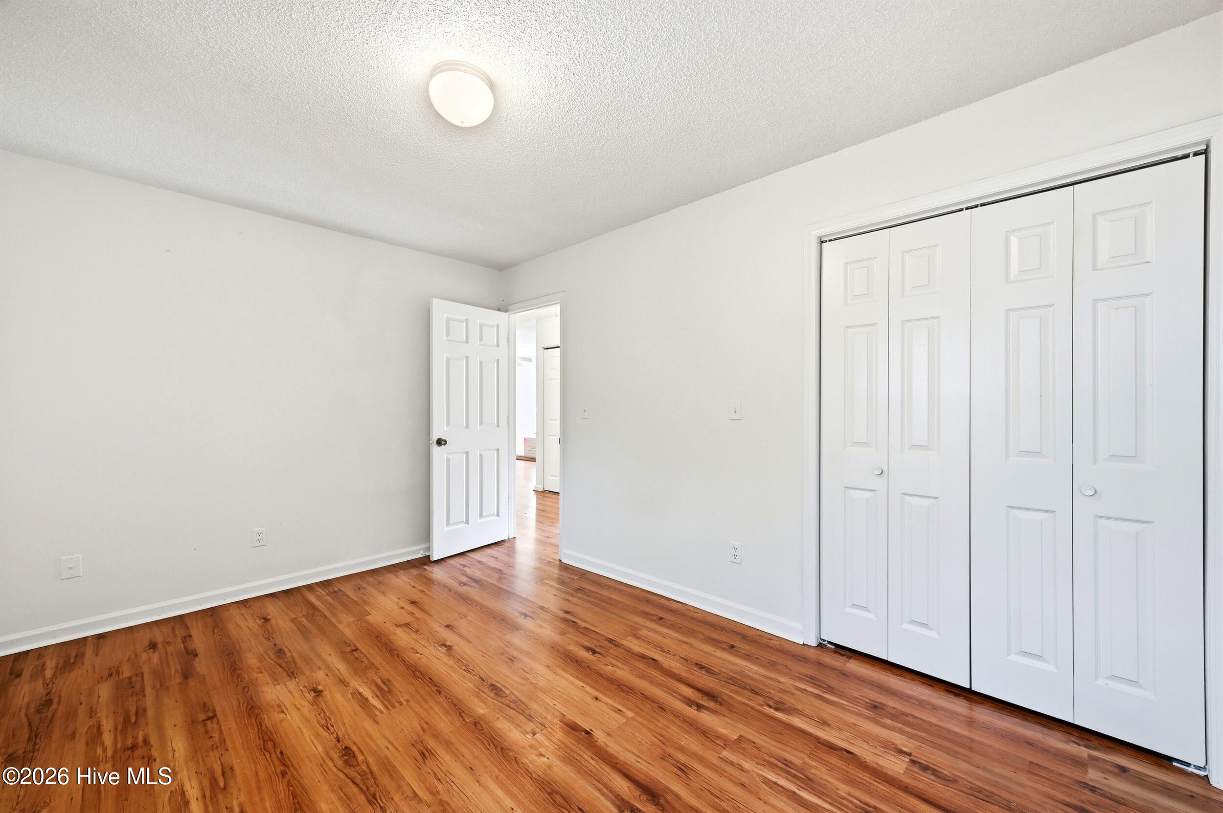 118 Avondale Avenue B Property Photo 17