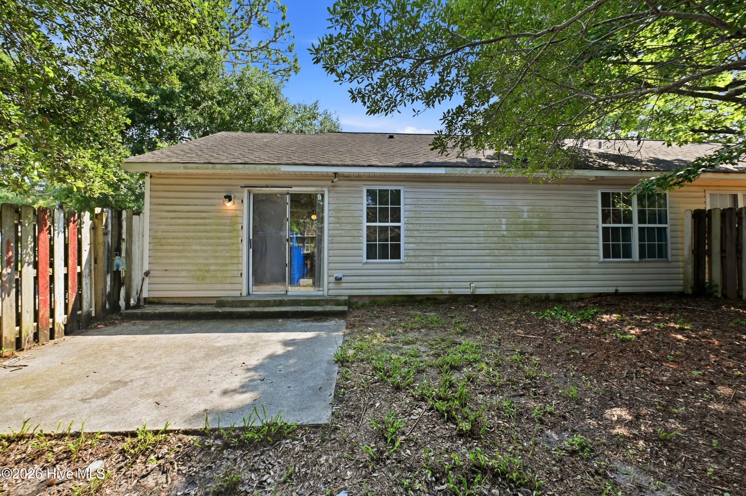 118 Avondale Avenue B Property Photo 24