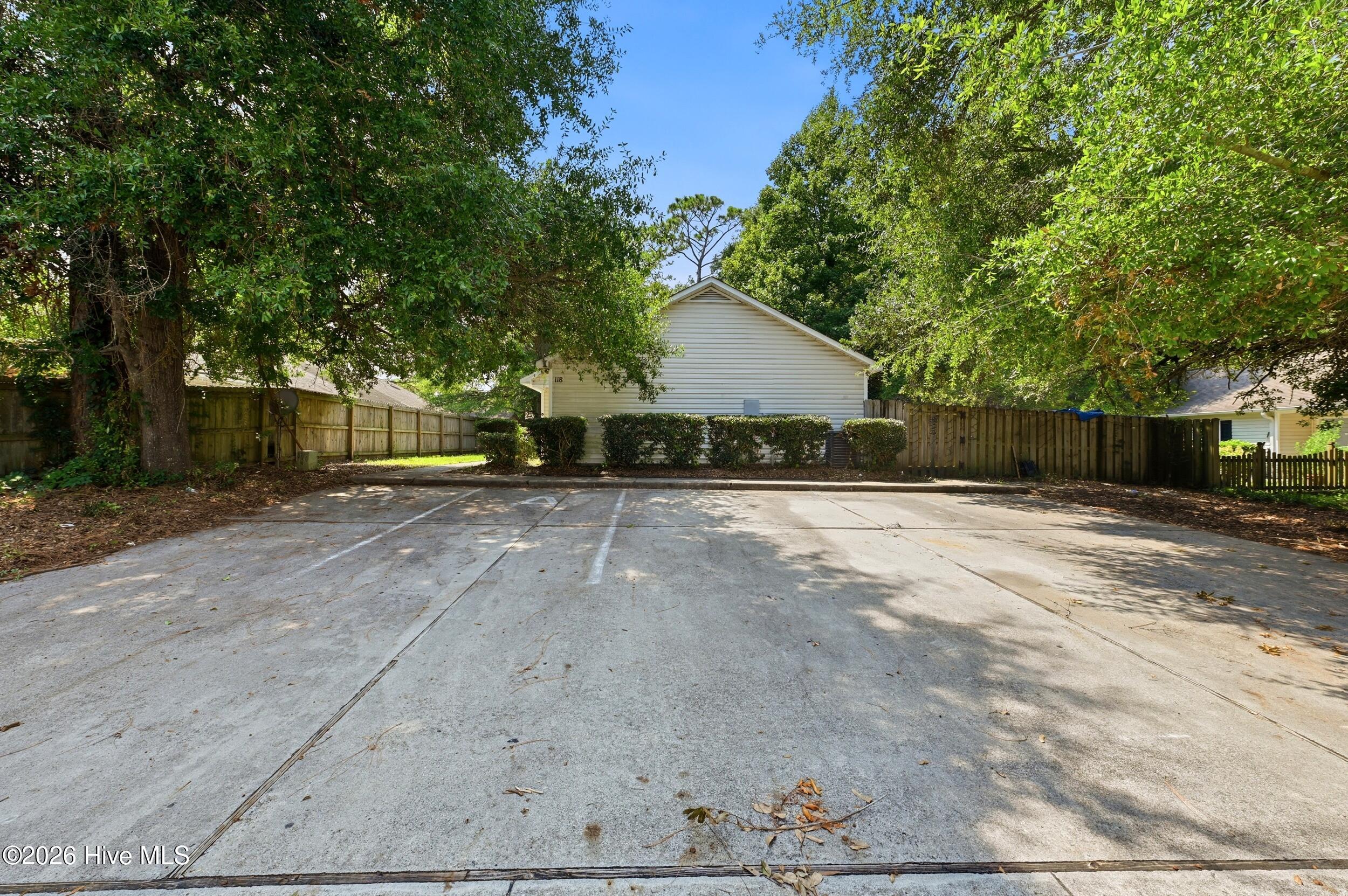 118 Avondale Avenue B Property Photo 28