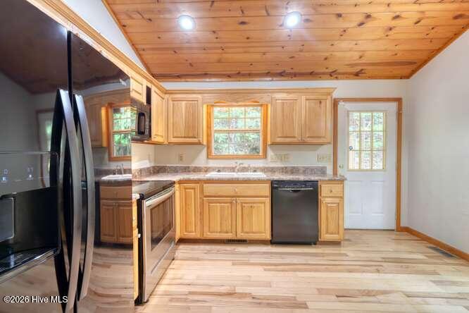 73 Sargent Drive Property Photo 14