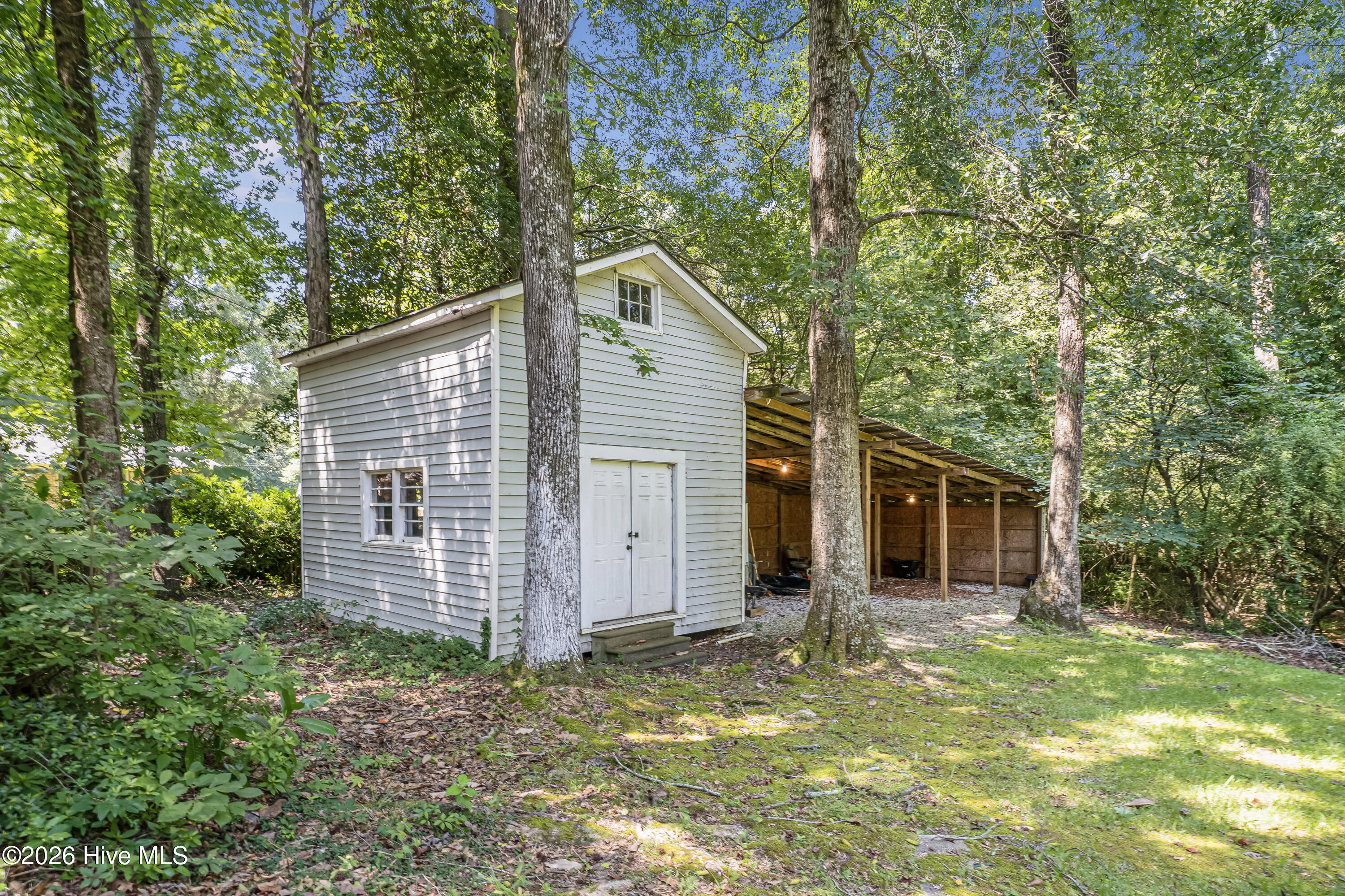 177 Washington Circle Property Photo 17
