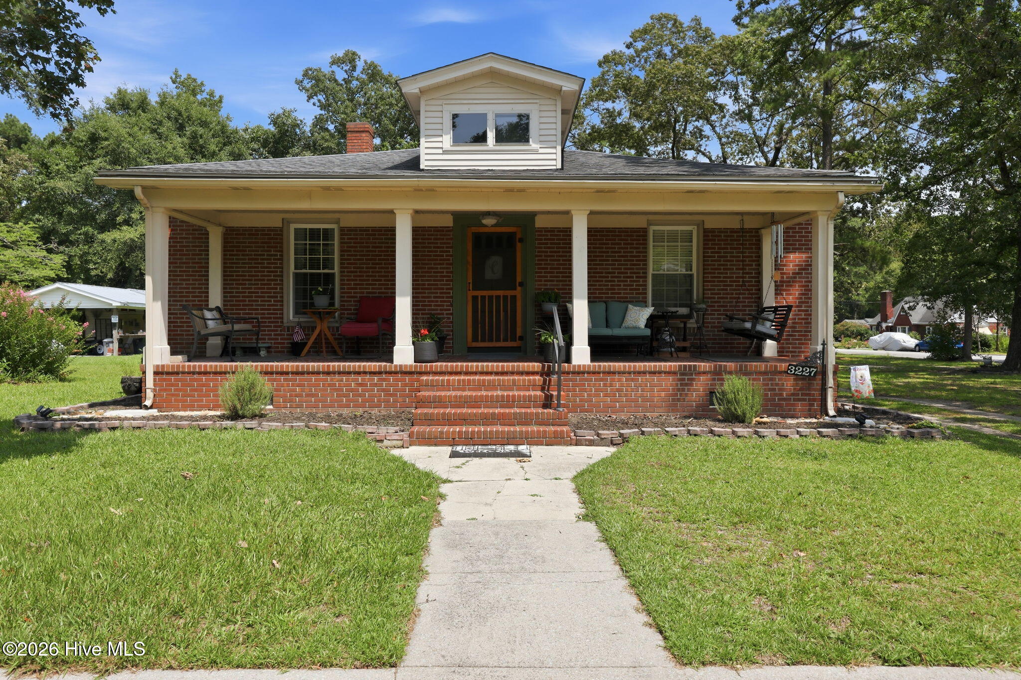 3227 S Eason Street Property Photo 5